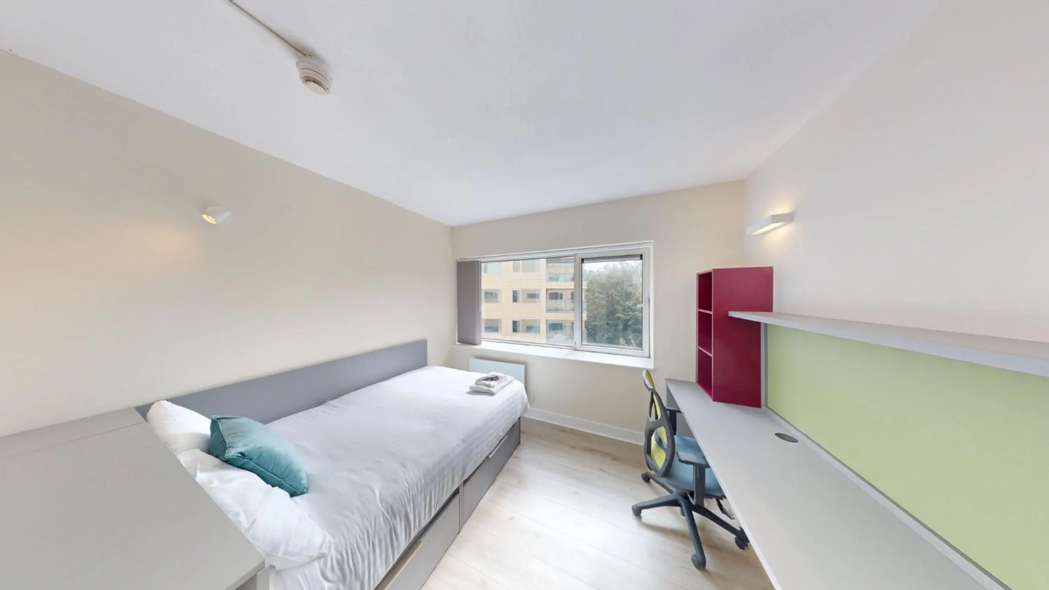 Bed in Victoria Mills - UCC Summer Beds