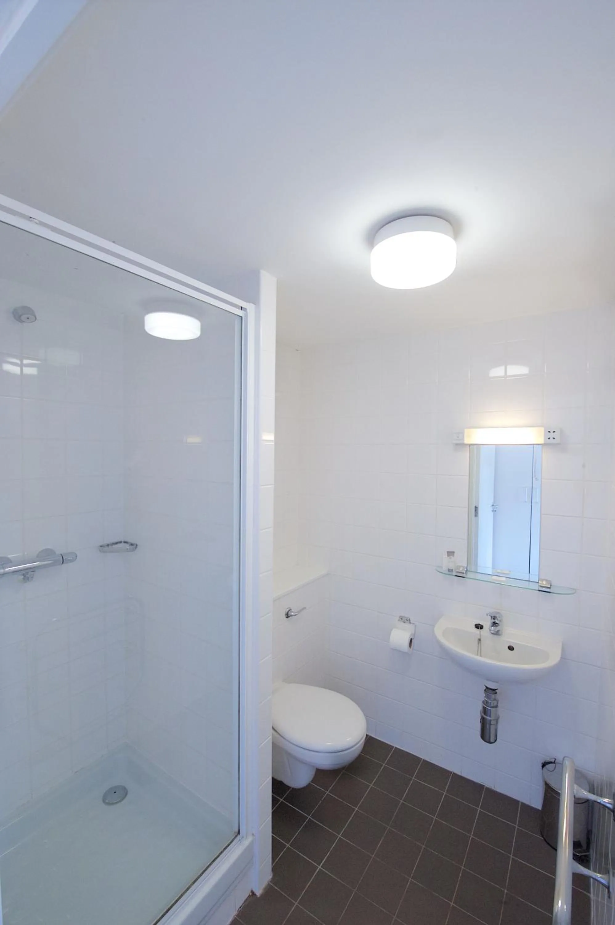 Shower in Victoria Mills - UCC Summer Beds