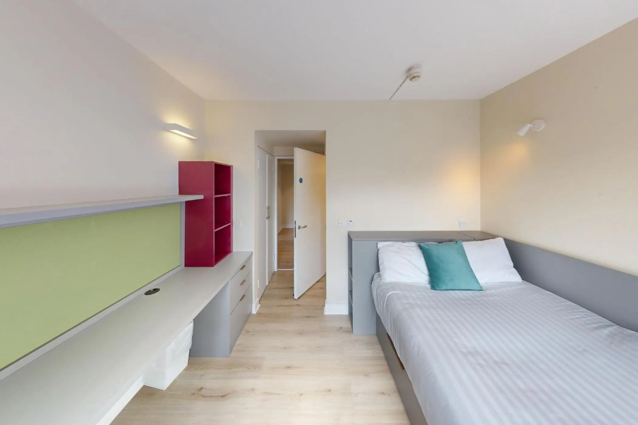 Bed in Victoria Mills - UCC Summer Beds