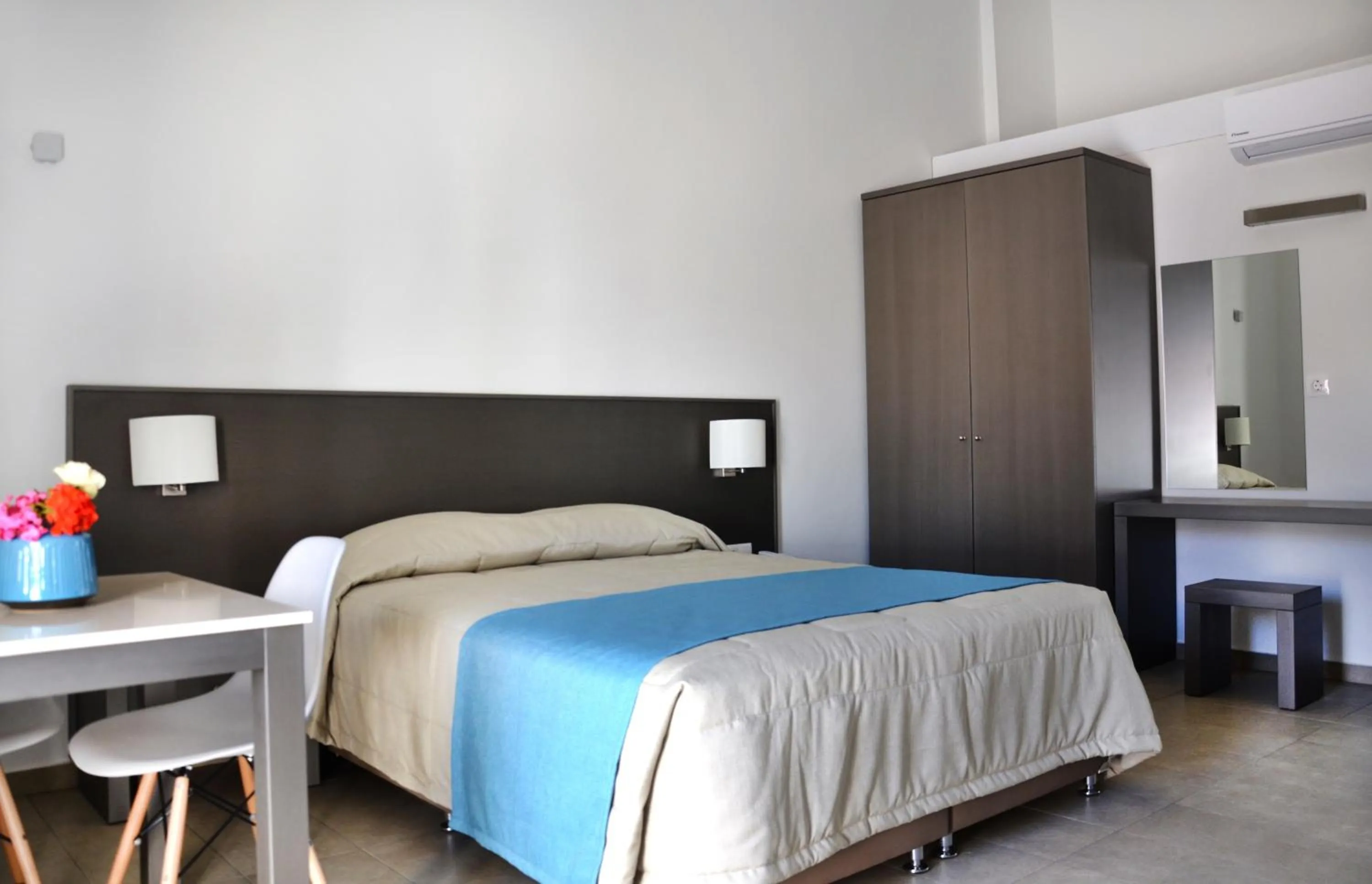 Bed in Ledra Maleme Hotel