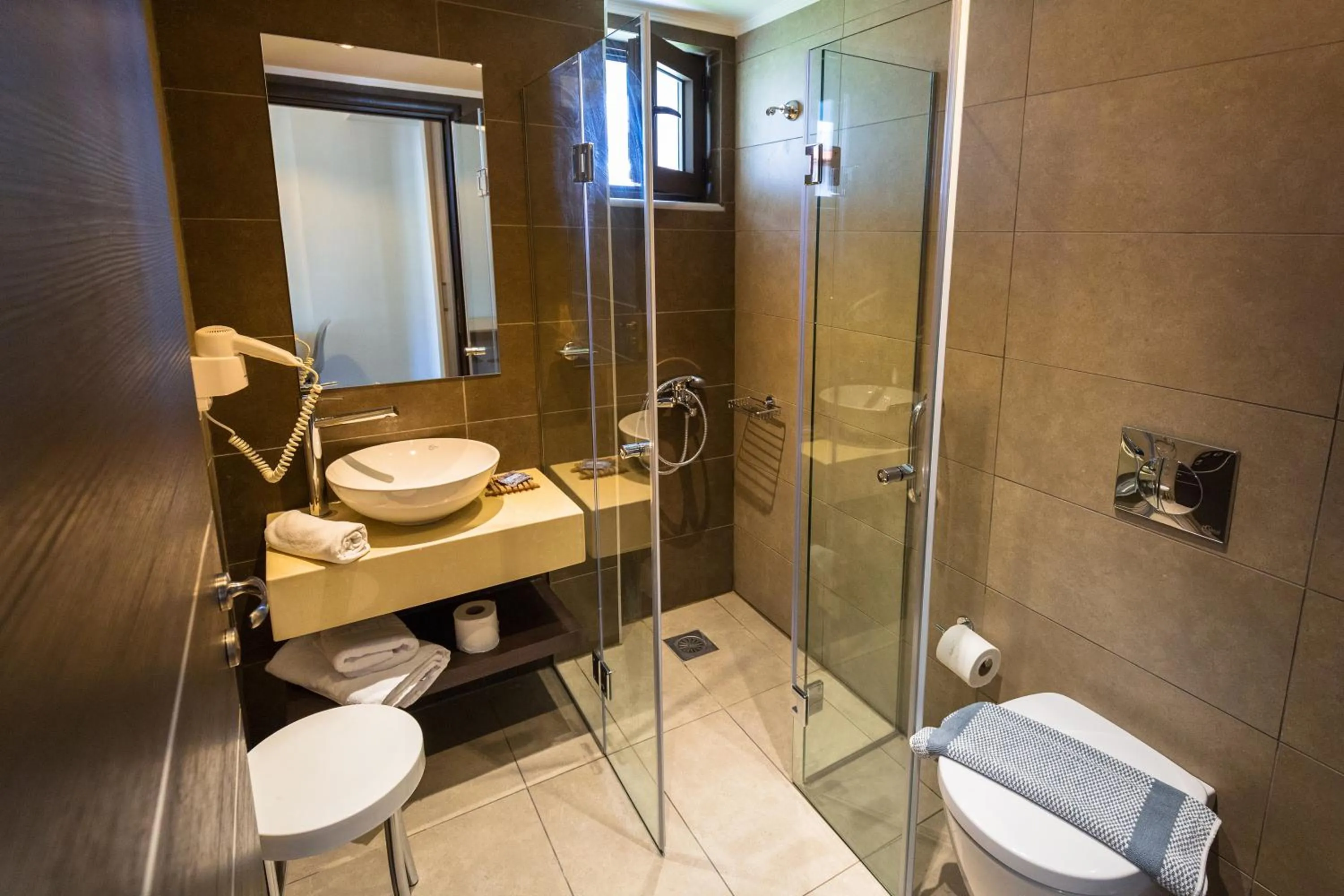 Shower in Ledra Maleme Hotel