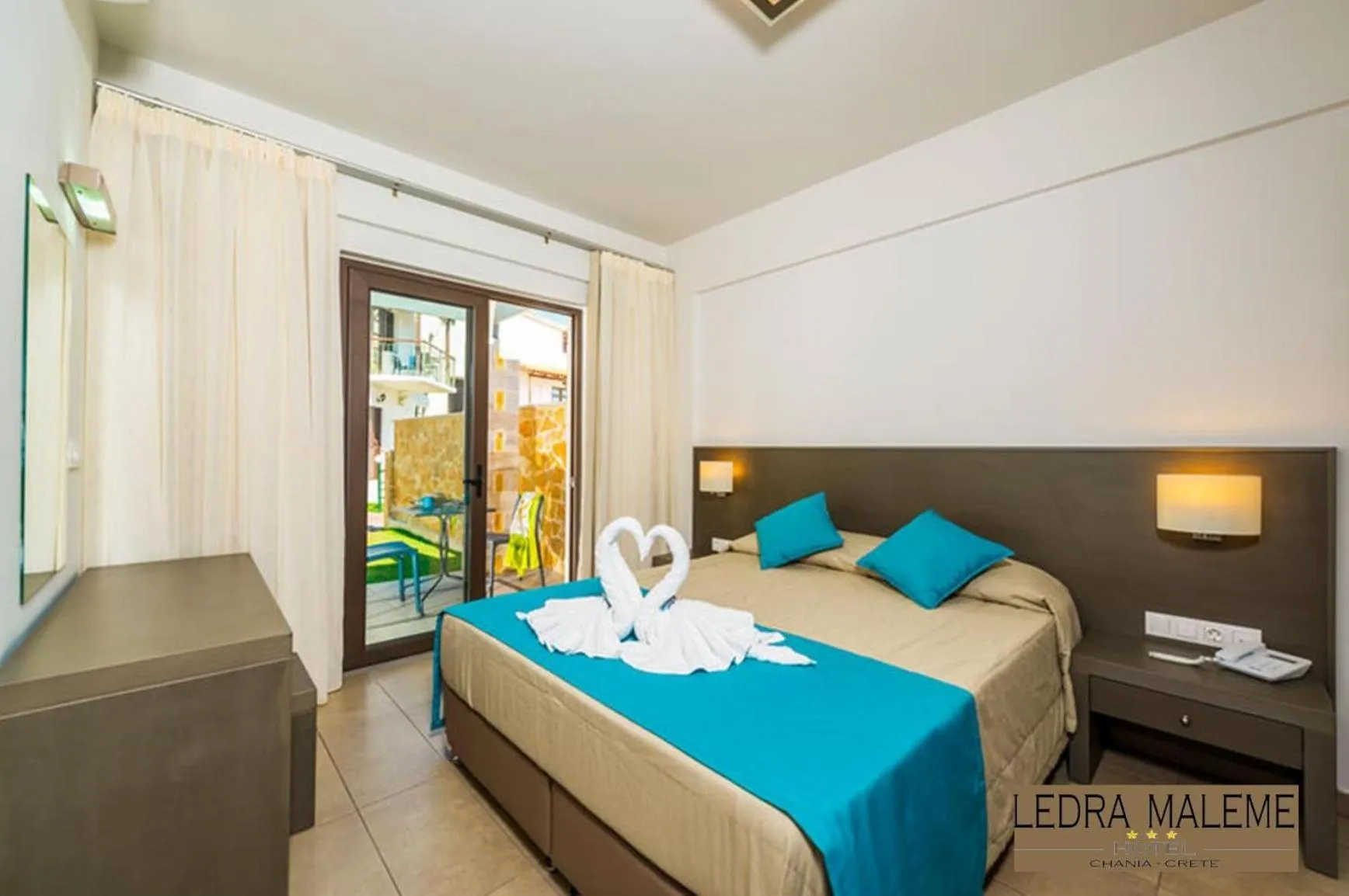 Bed in Ledra Maleme Hotel