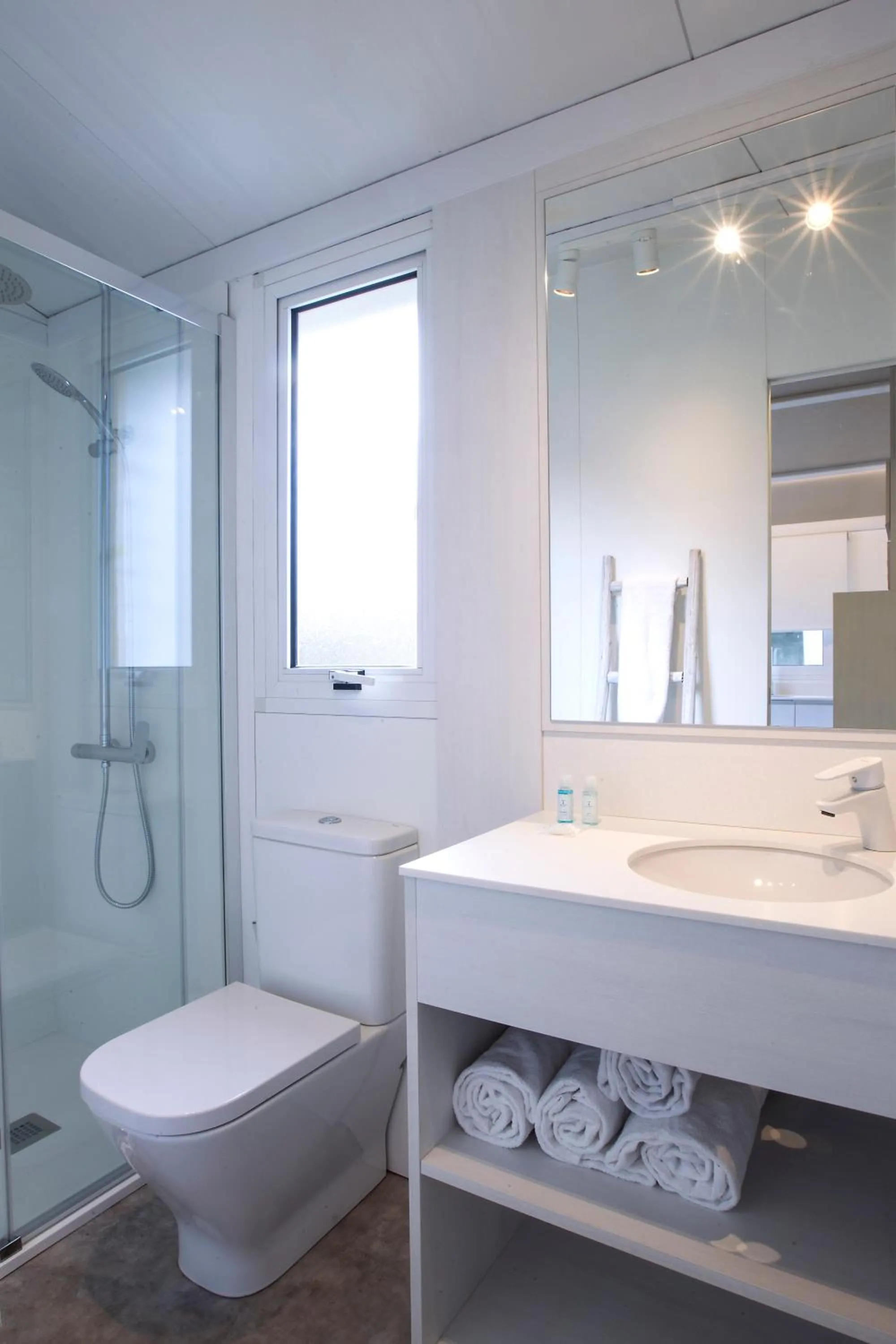 Toilet in Tamarit Beach Resort