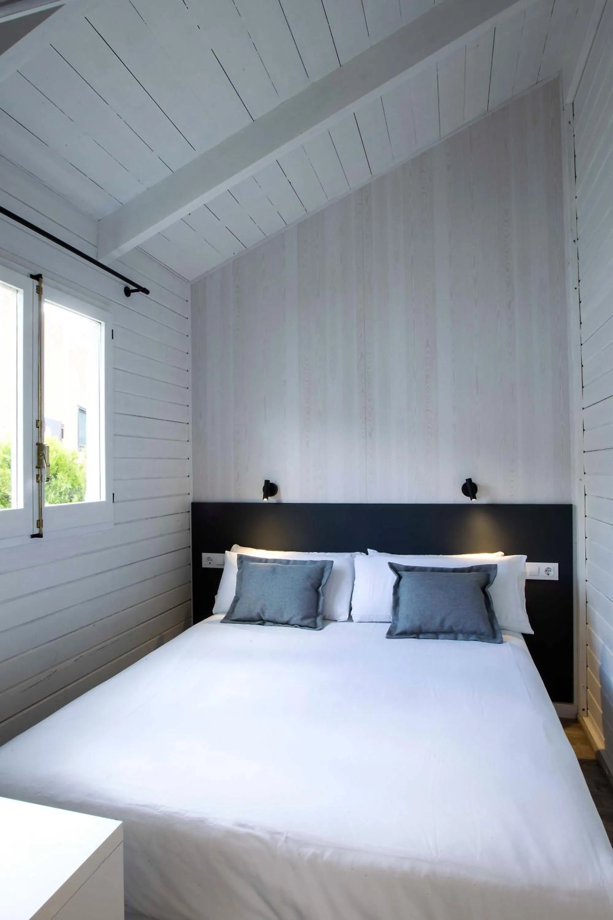 Bed in Tamarit Beach Resort
