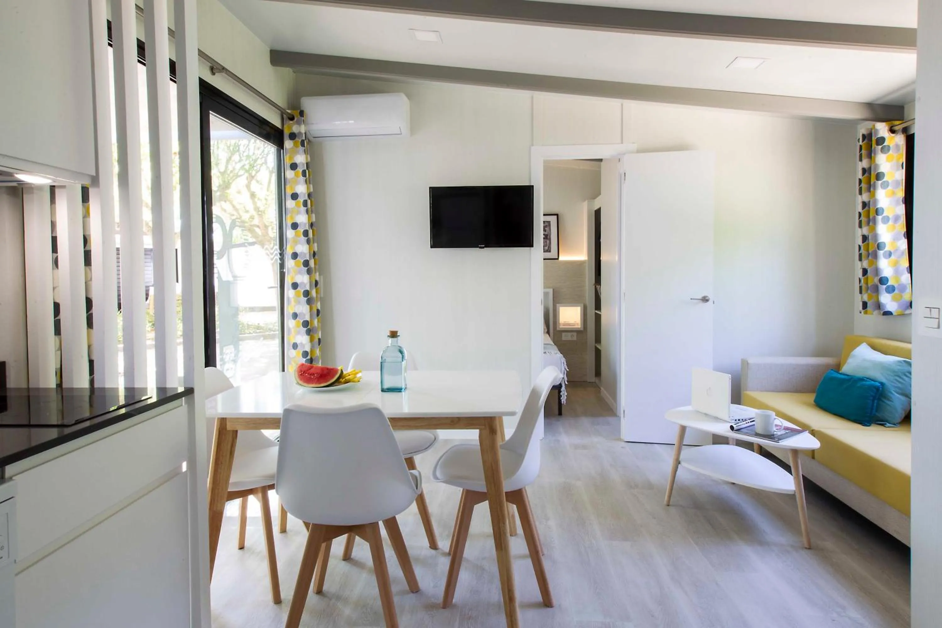 Living room, Bed in Tamarit Beach Resort