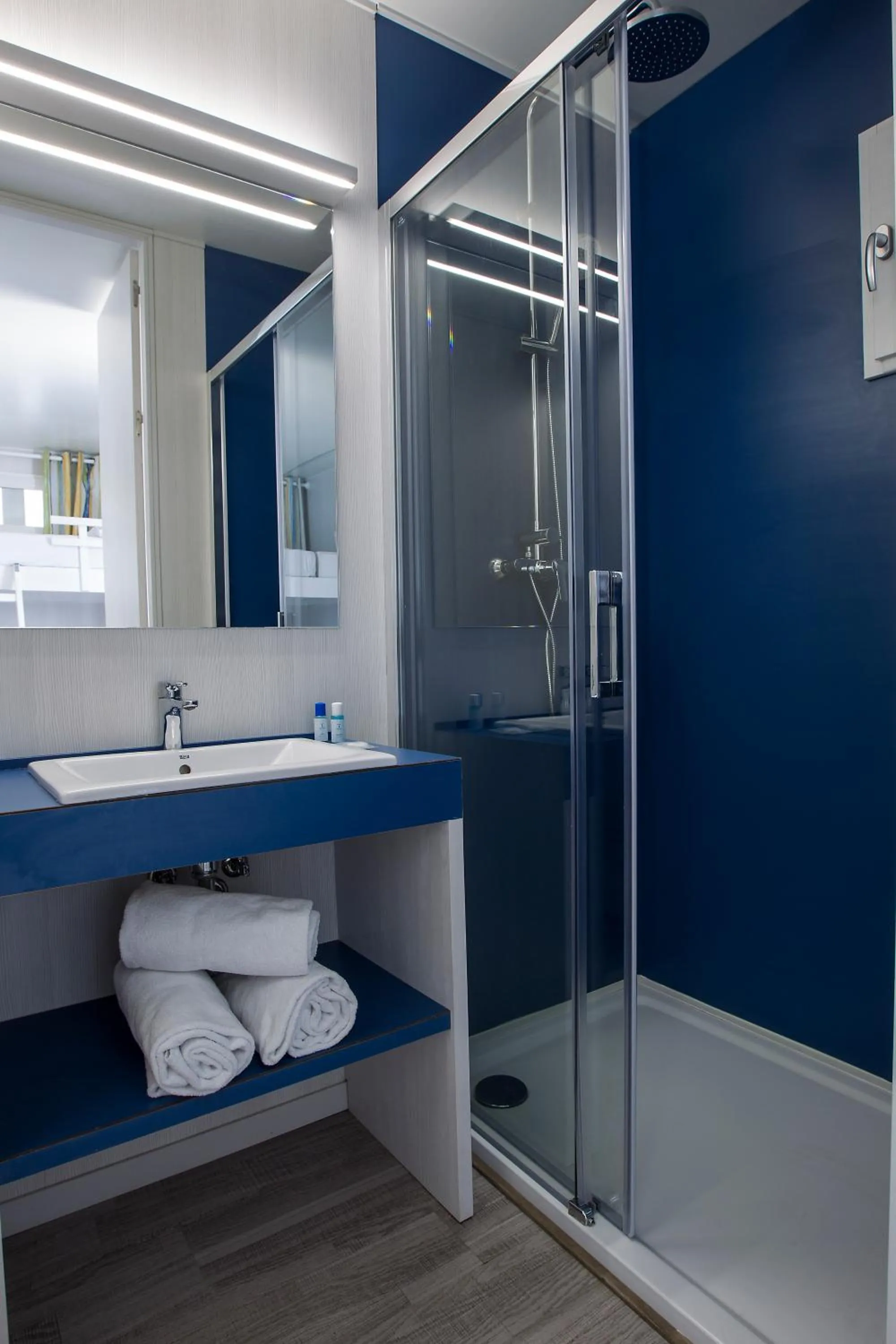 Shower in Tamarit Beach Resort