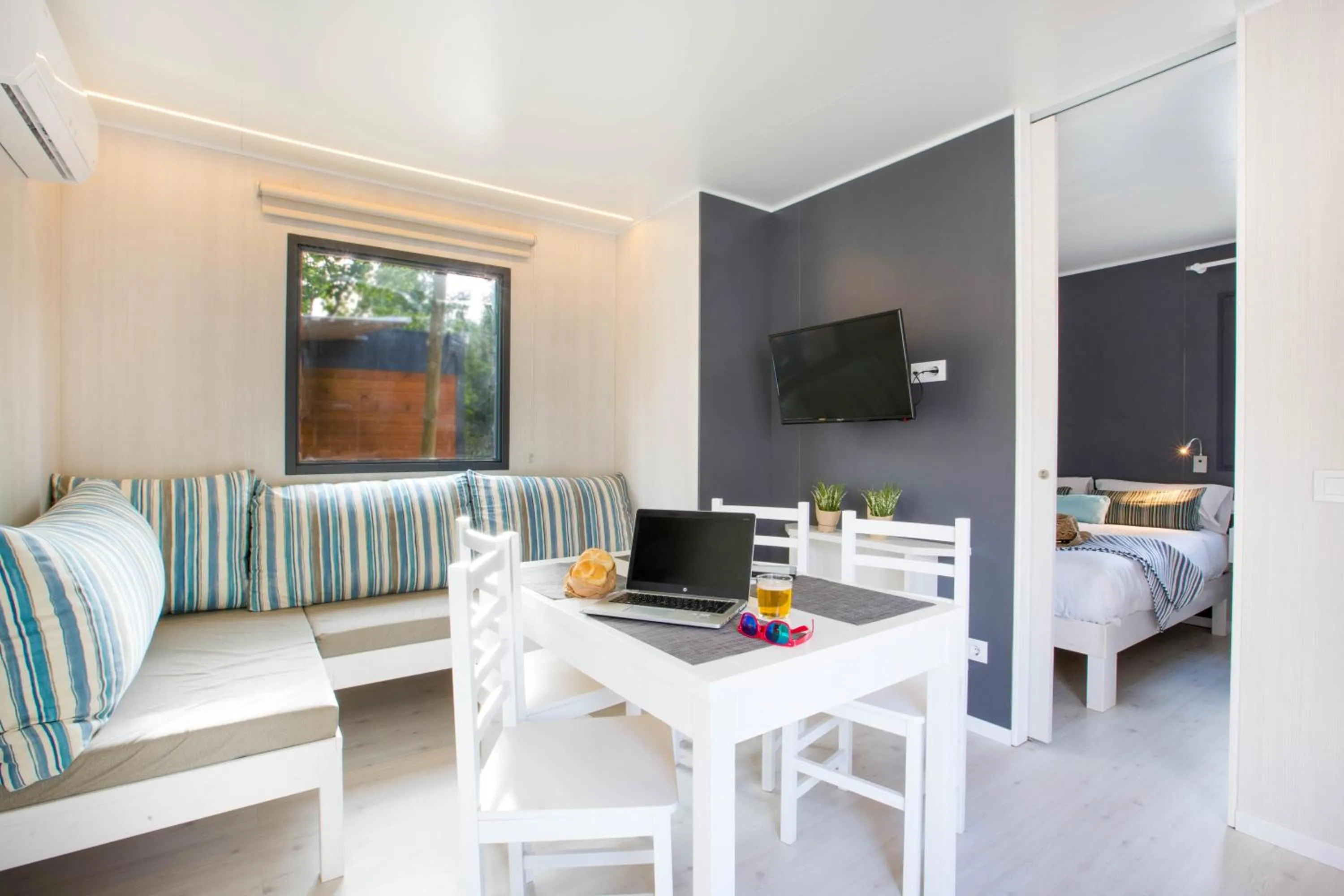 Communal lounge/ TV room in Tamarit Beach Resort