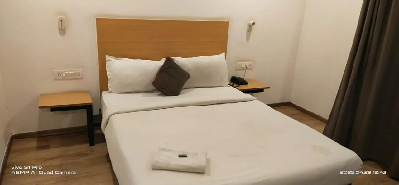 Deluxe Twin Room - single occupancy in Hotel Eureka Grand