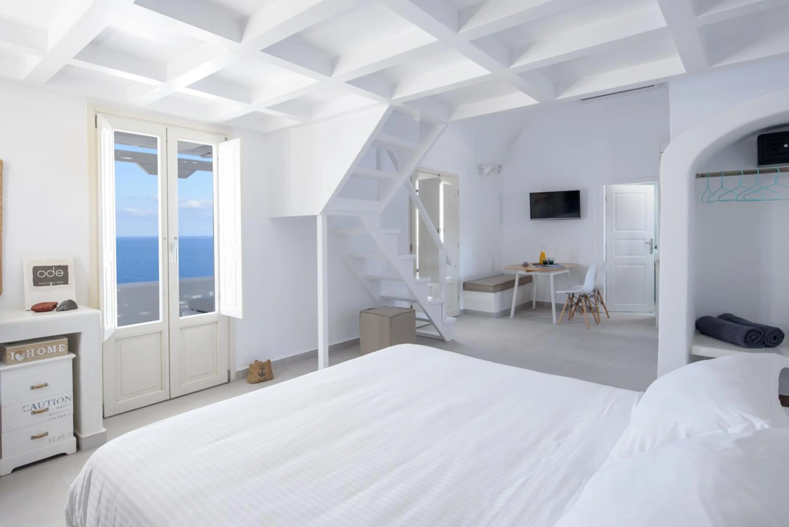 View (from property/room), Bed in Ode Villa Oia Caldera & Sunset View