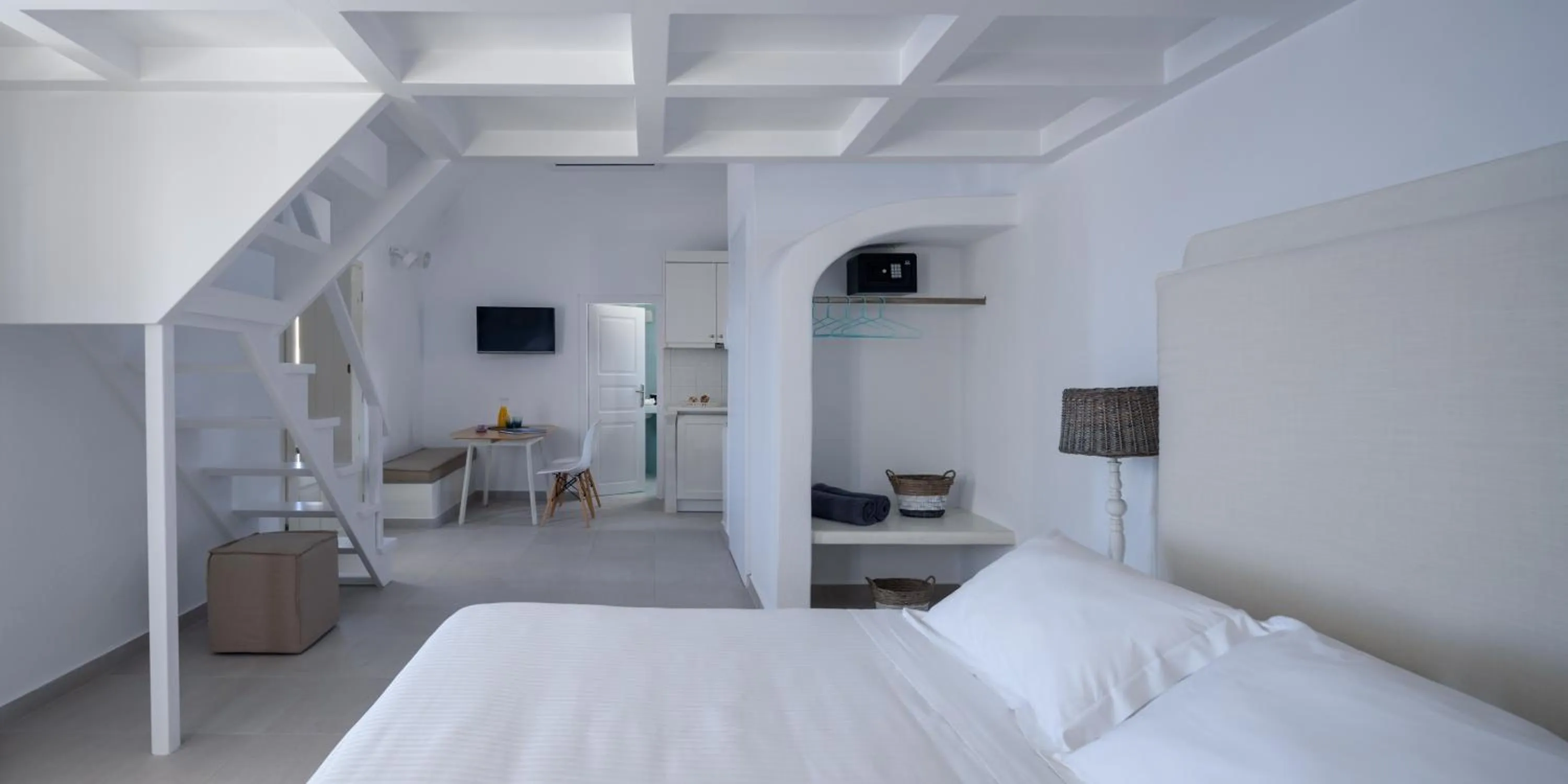 TV and multimedia, Bed in Ode Villa Oia Caldera & Sunset View