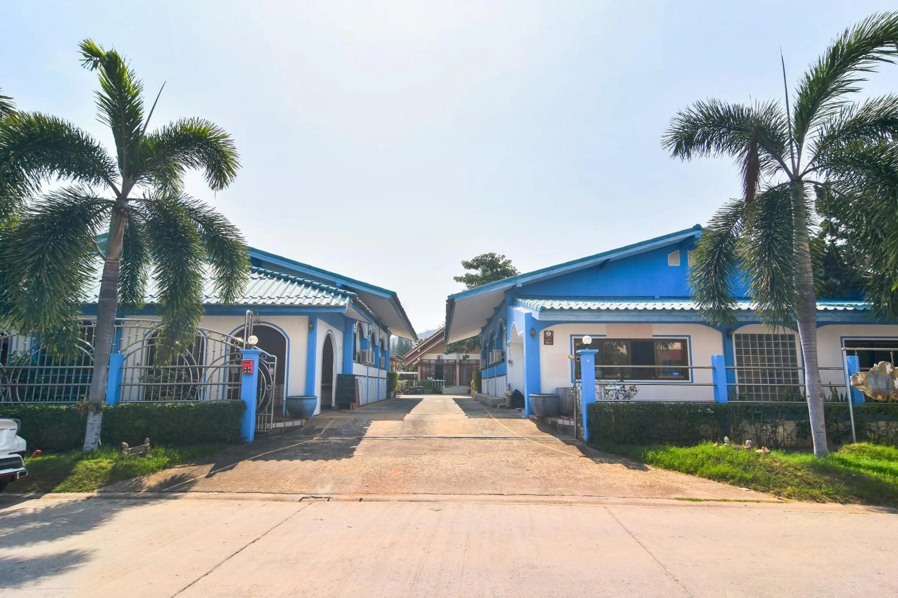 Facade/entrance in Seaside Hua Hin