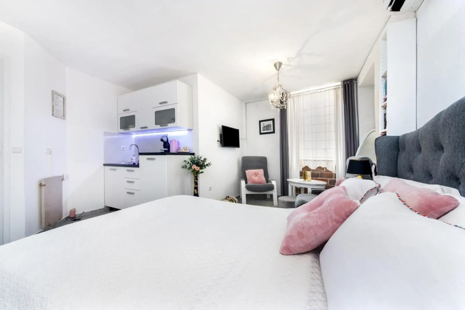 Kitchen or kitchenette, Bed in Apartments Casa Ivona