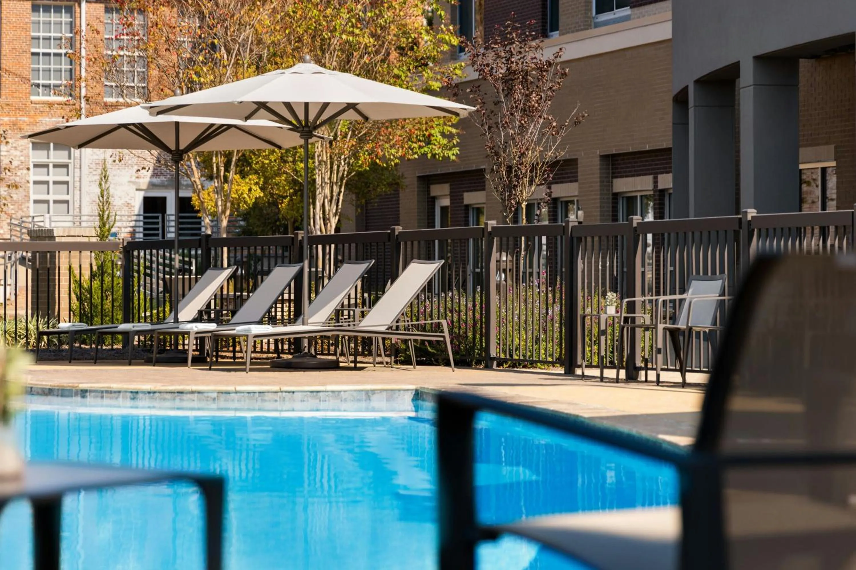 Swimming pool in Courtyard by Marriott Starkville MSU at The Mill Conference Center