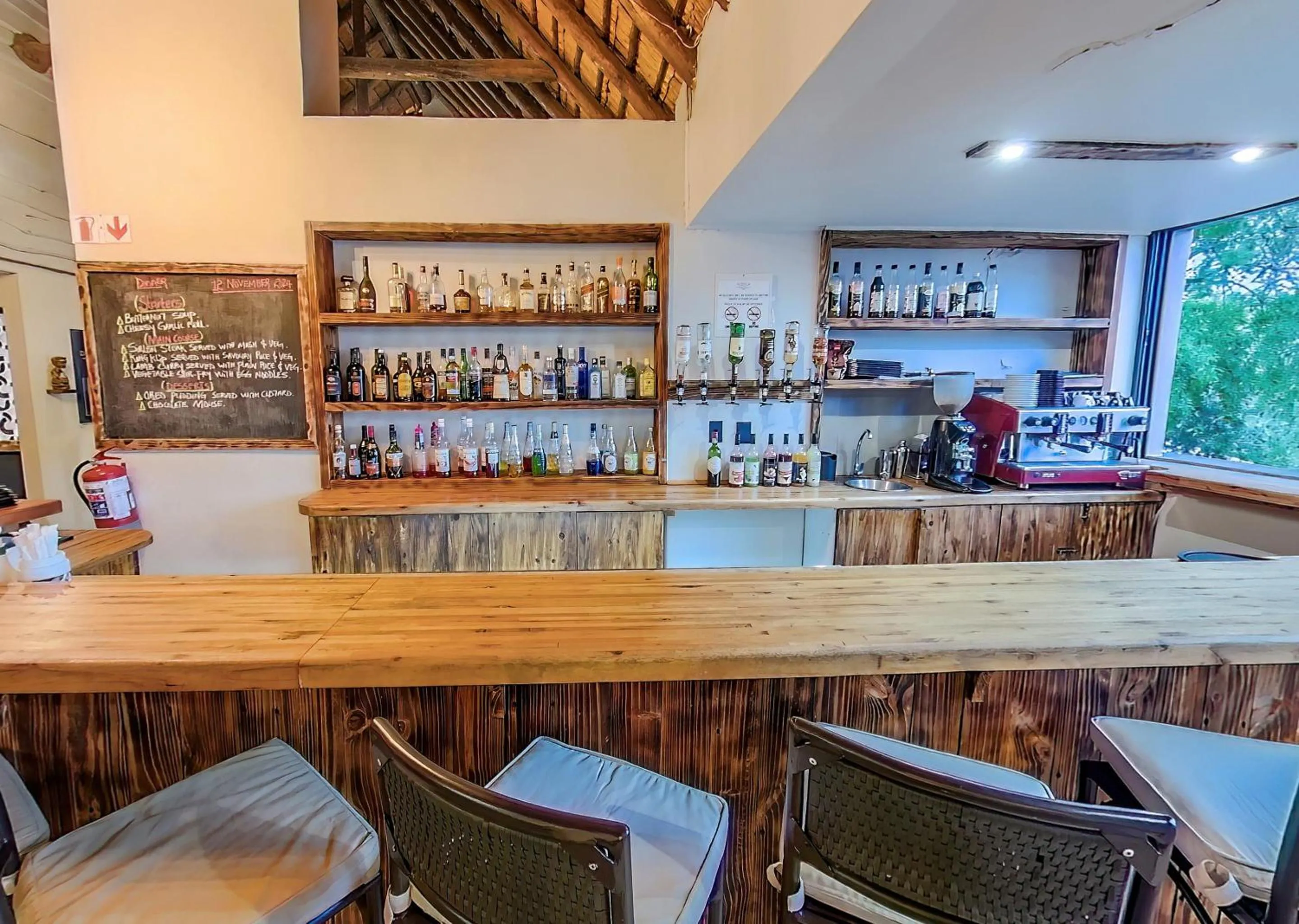 Restaurant/places to eat in Nibela Lake Lodge by Dream Resorts