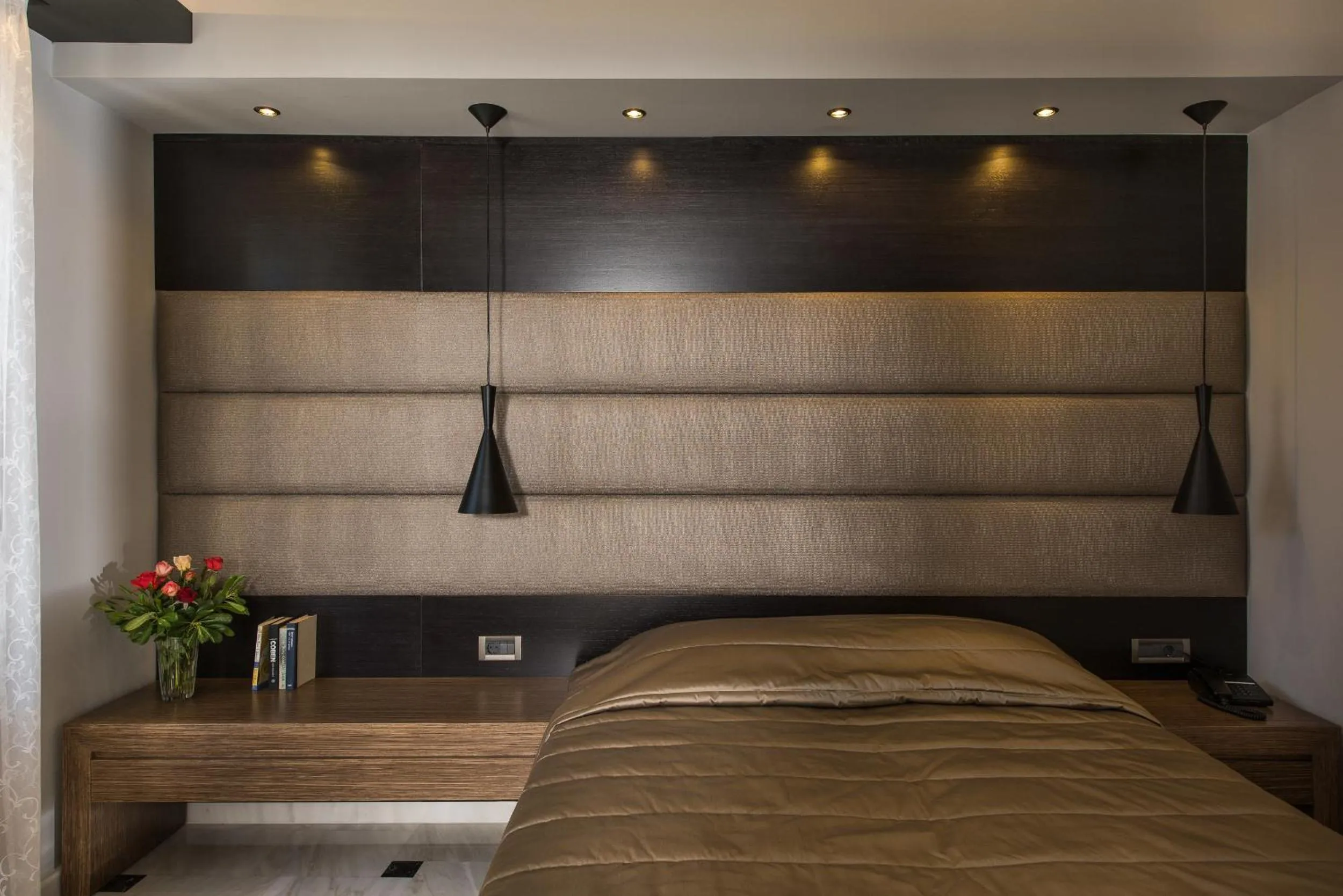 Bed in Lito Beach Hotel