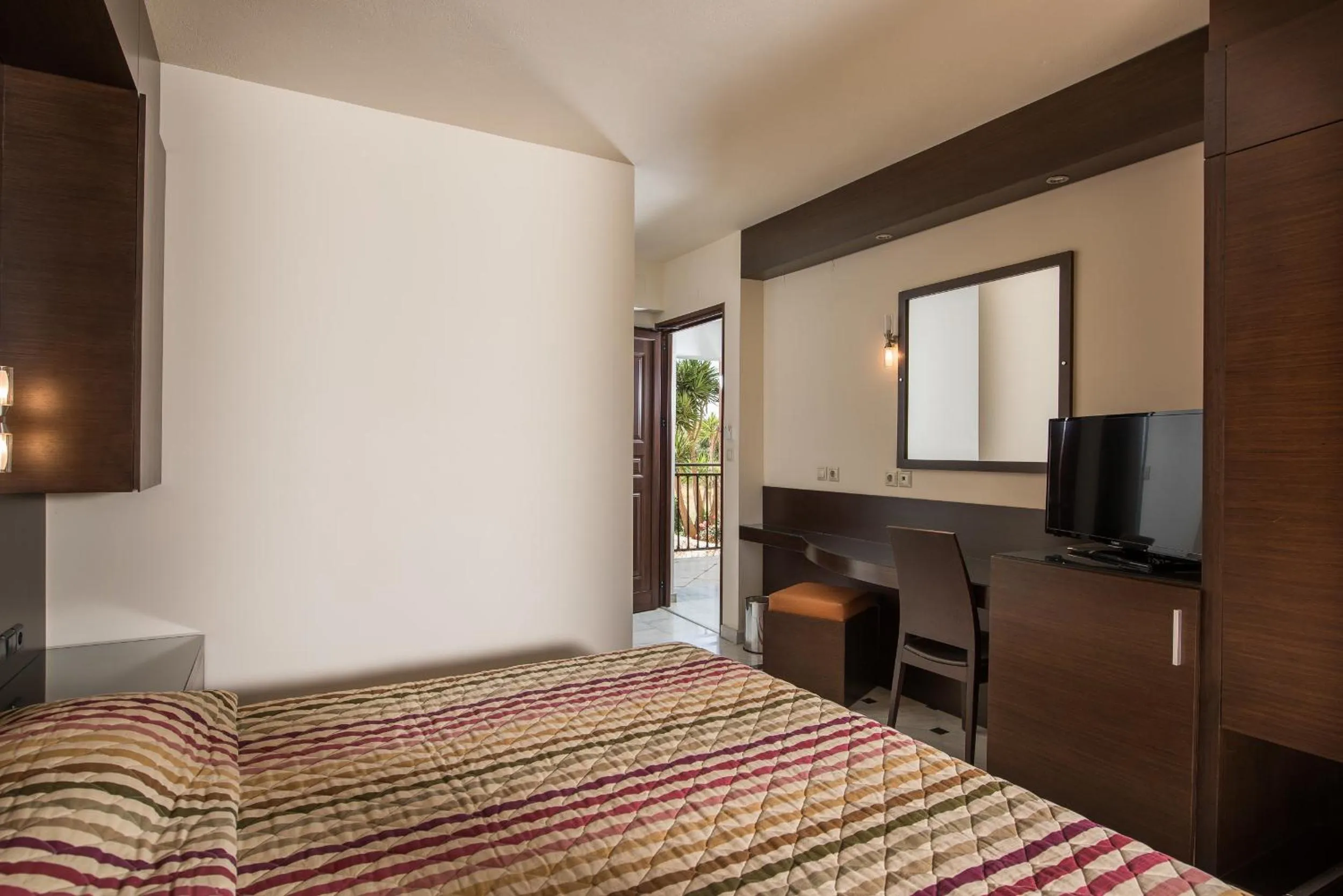 Photo of the whole room, Bed in Lito Beach Hotel