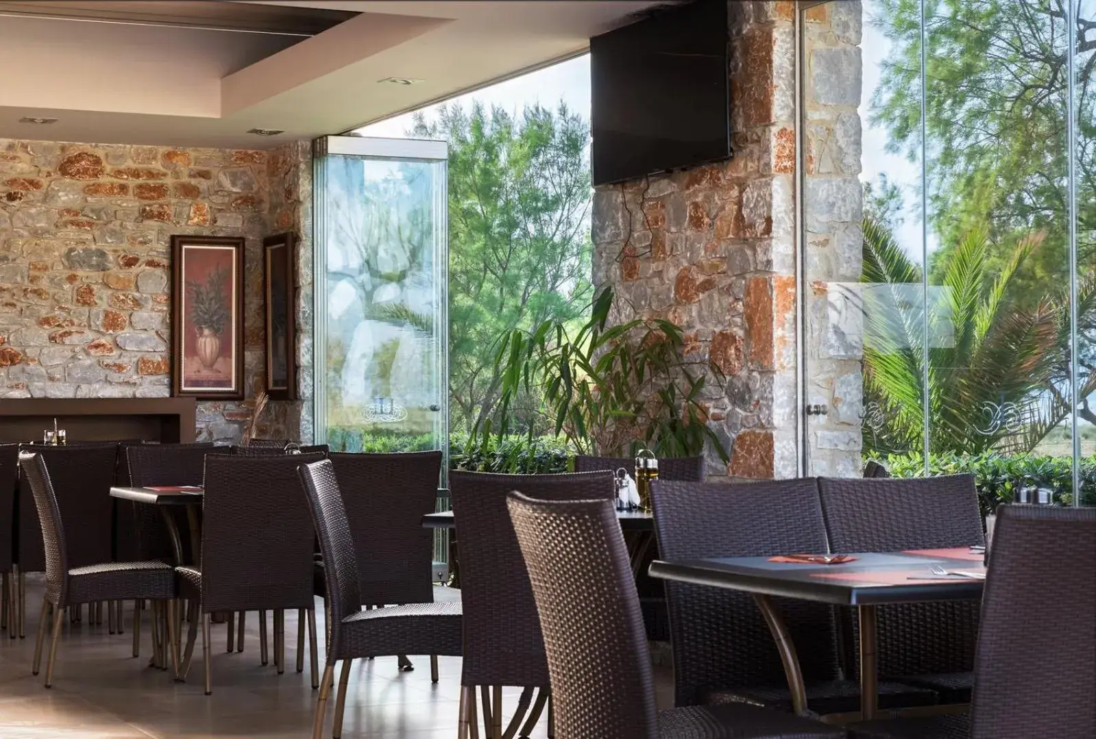 Restaurant/places to eat in Lito Beach Hotel Restaurant/places to eat in Lito Beach Hotel