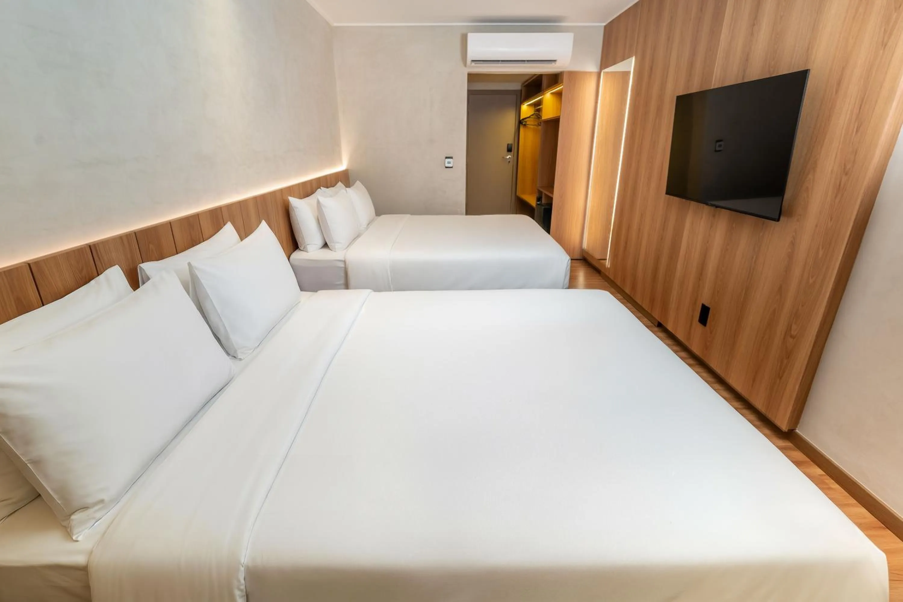 TV and multimedia, Bed in Sais Beach Living Hotel