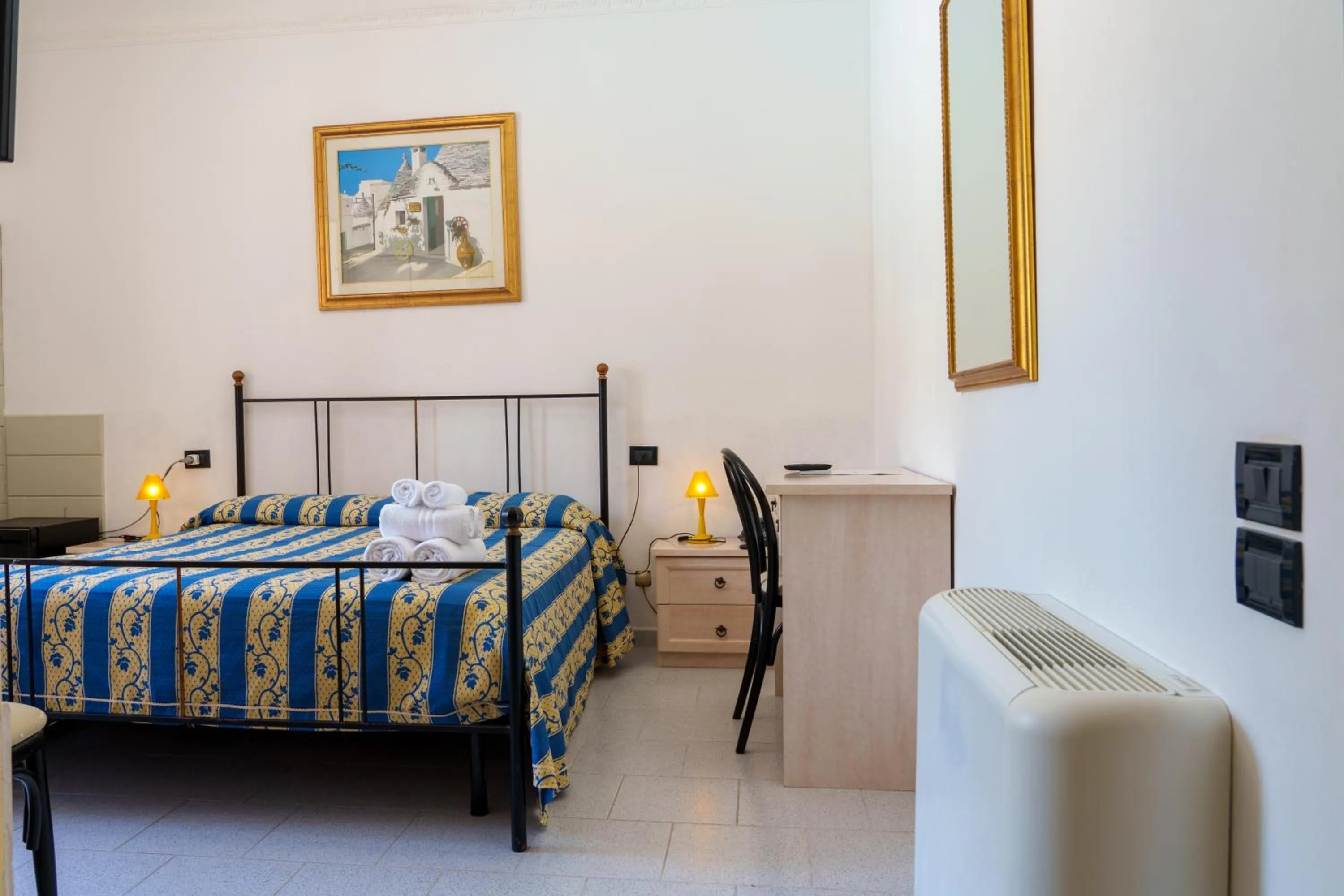 Bedroom in Hotel Le Macine