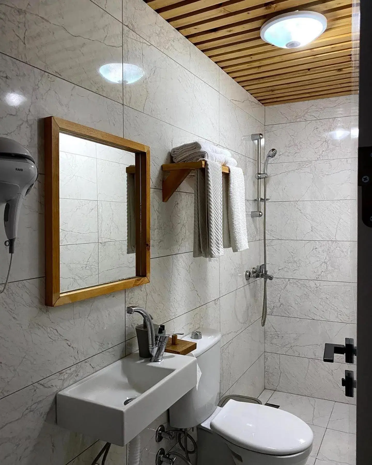 Standard Twin Room in Medi Otel Standard Twin Room in Medi Otel
