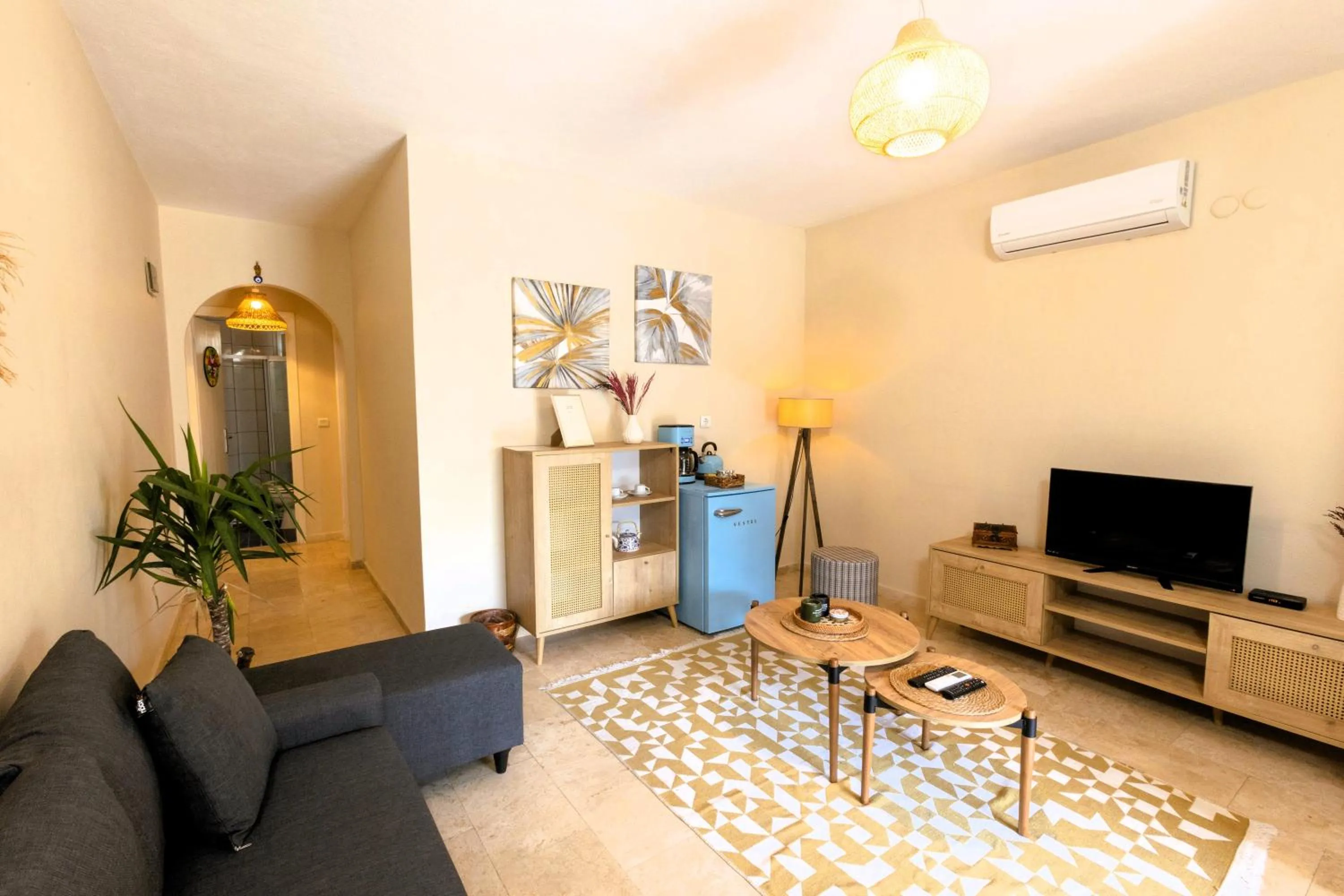 TV and multimedia in The Aegean Gate Hotel