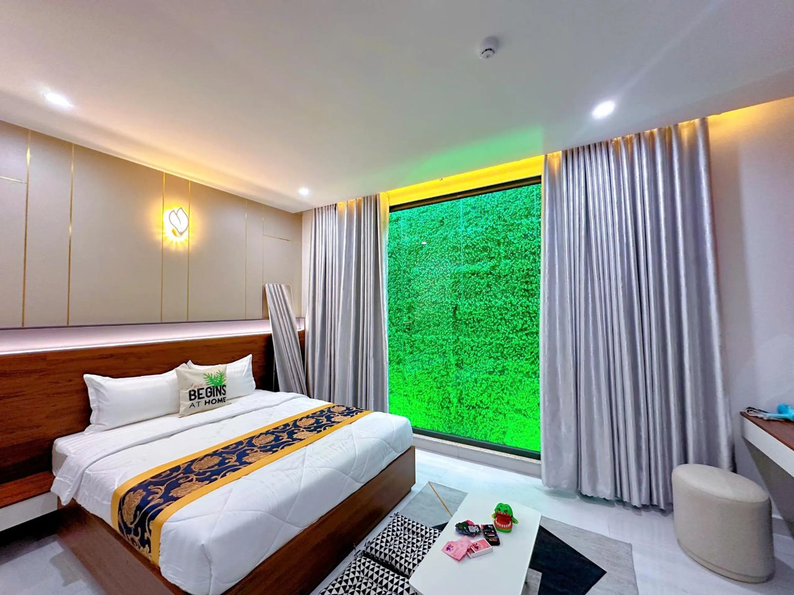 Khách Sạn Thông Hương