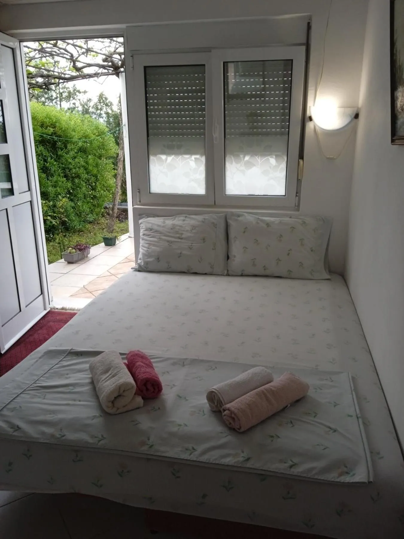 Bed in Apartments Dikan