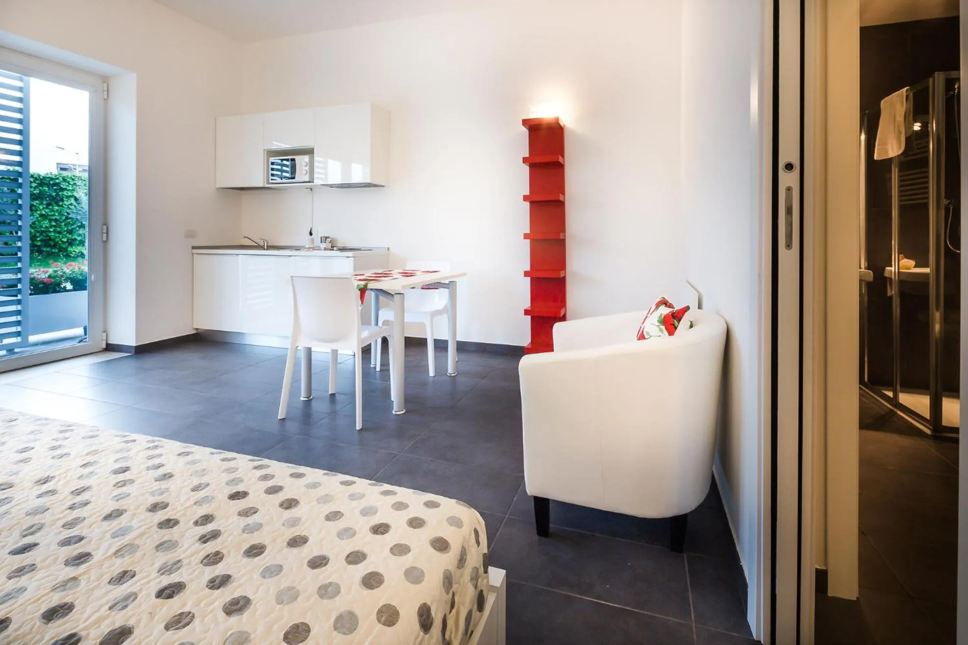 Day in Residence Peloni