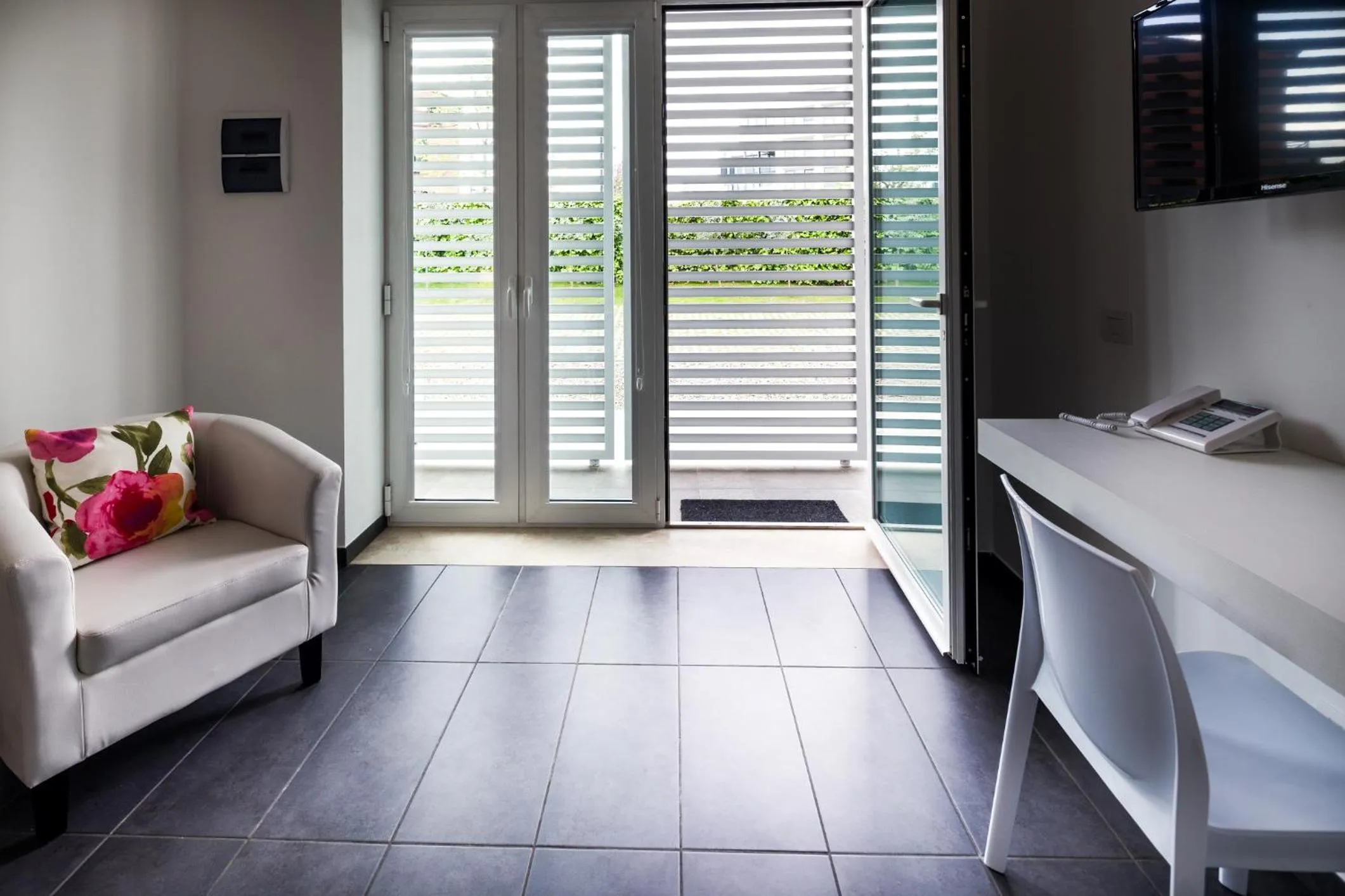 Day in Residence Peloni