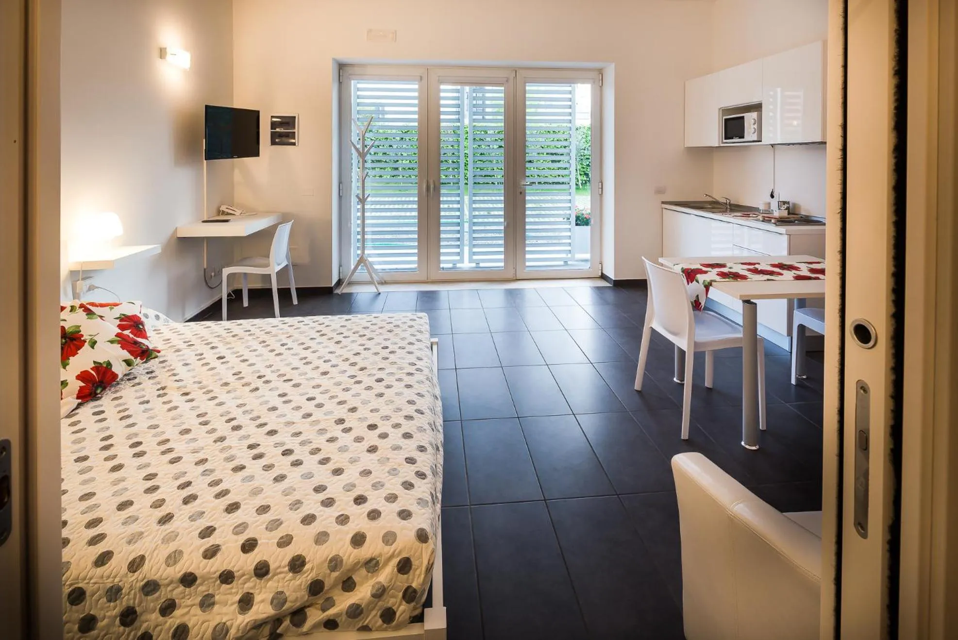 Day in Residence Peloni