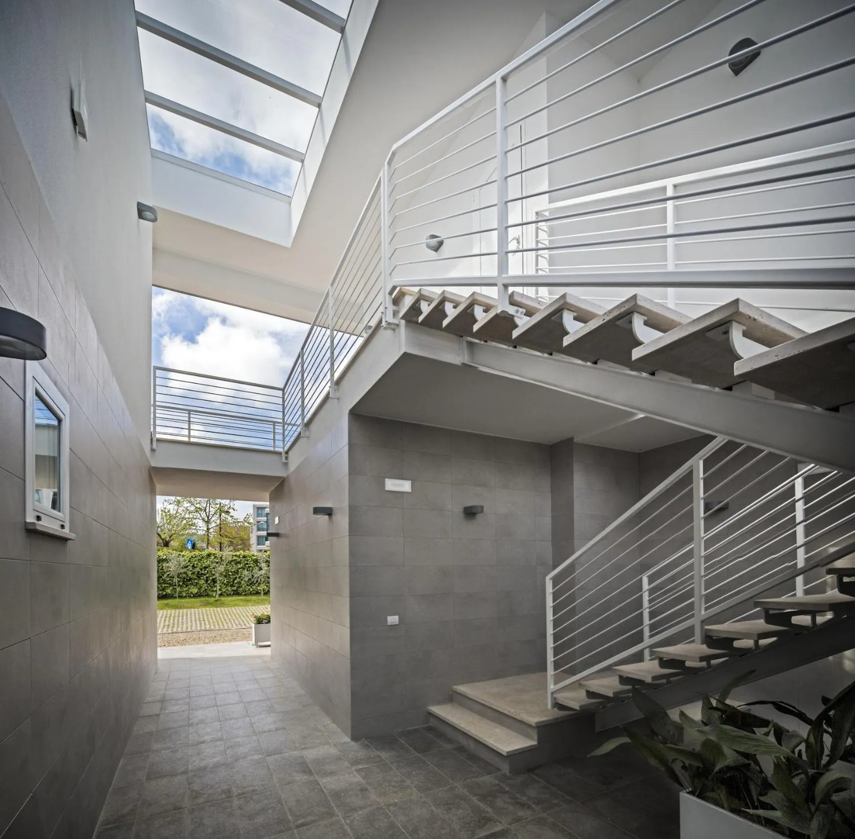 Day in Residence Peloni