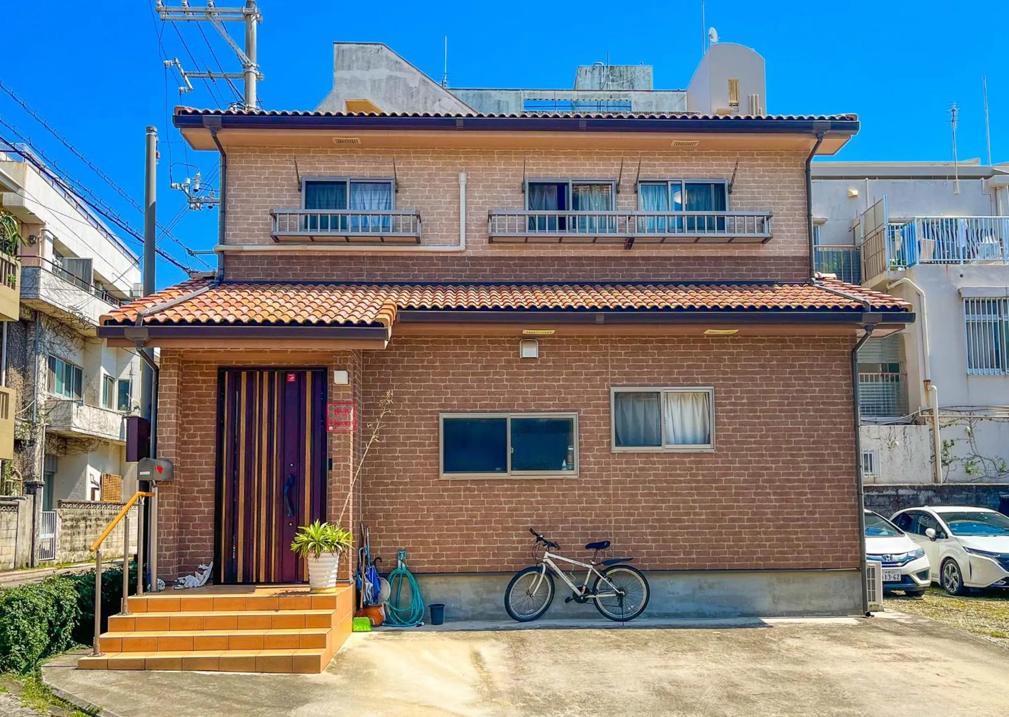 Property building in B&B 4 Rooms