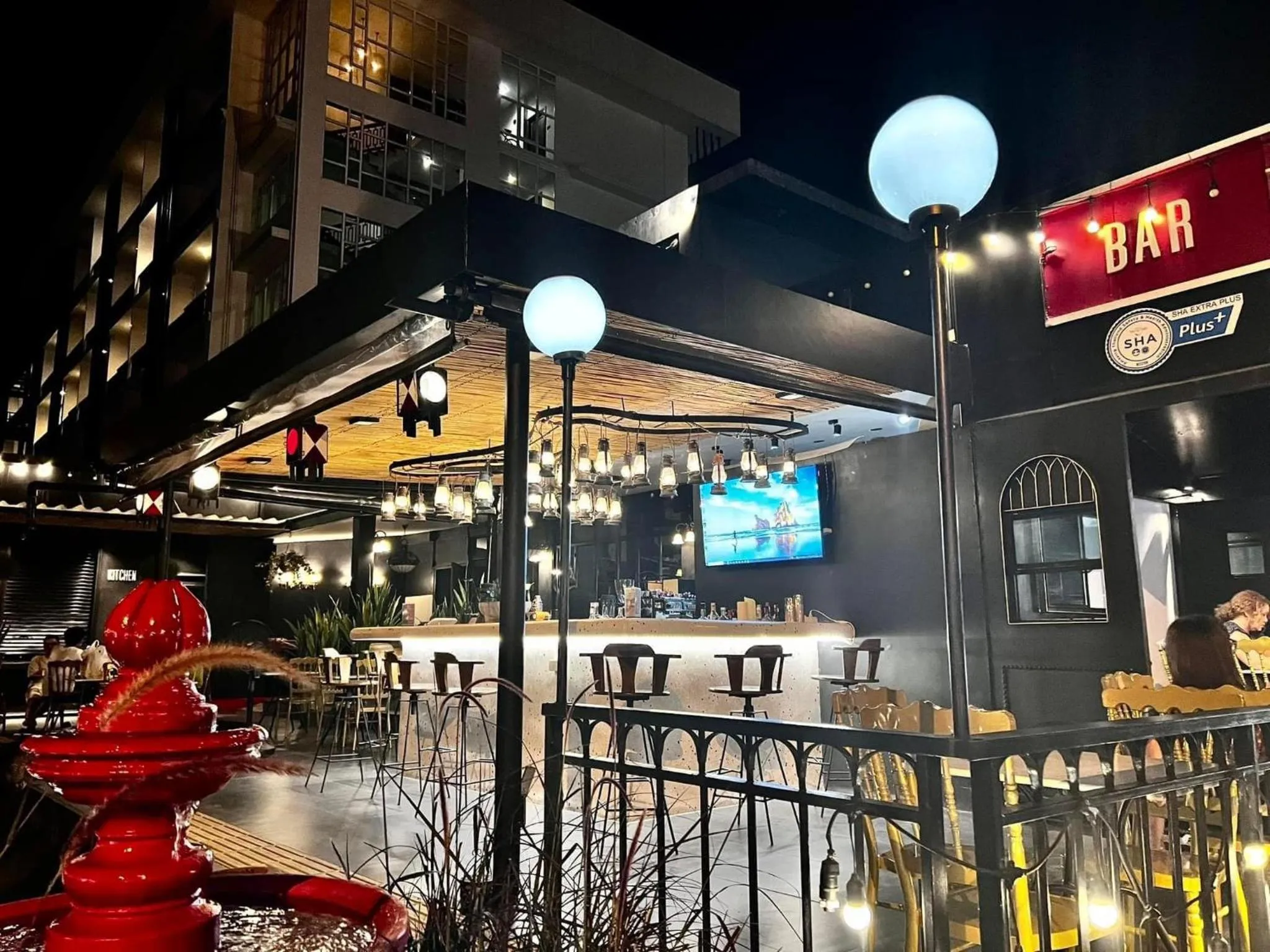 Restaurant/places to eat in The Bridge Residence Hotel