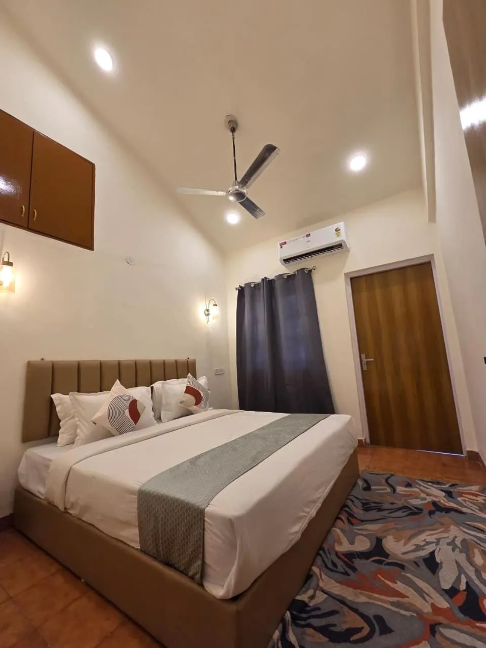 Bed in Perfectstayz Premium Goa Continental Baga