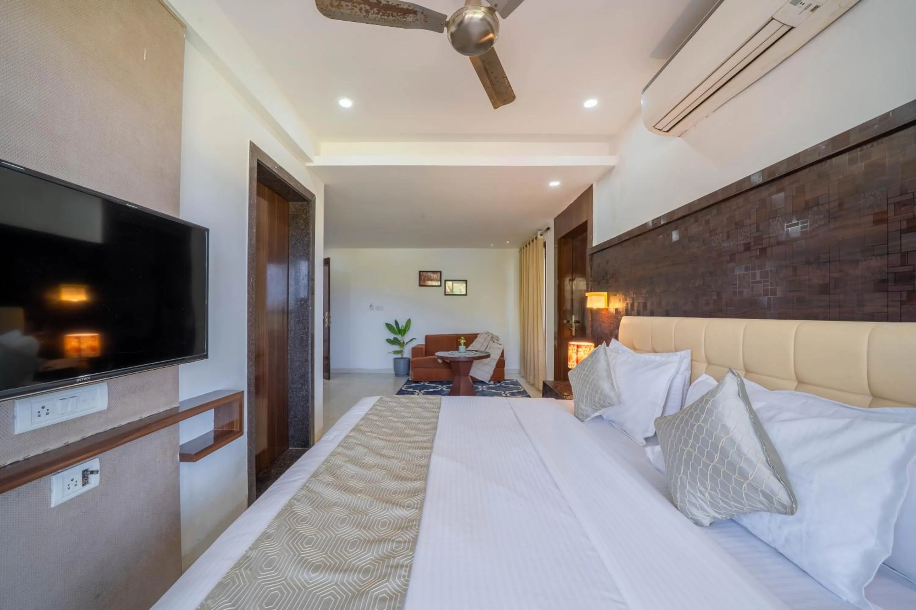 Bed in Perfectstayz Premium Goa Continental Baga