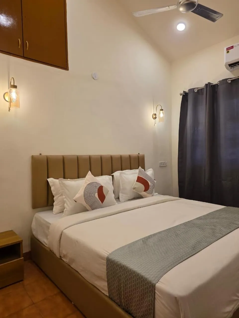 Bed in Perfectstayz Premium Goa Continental Baga