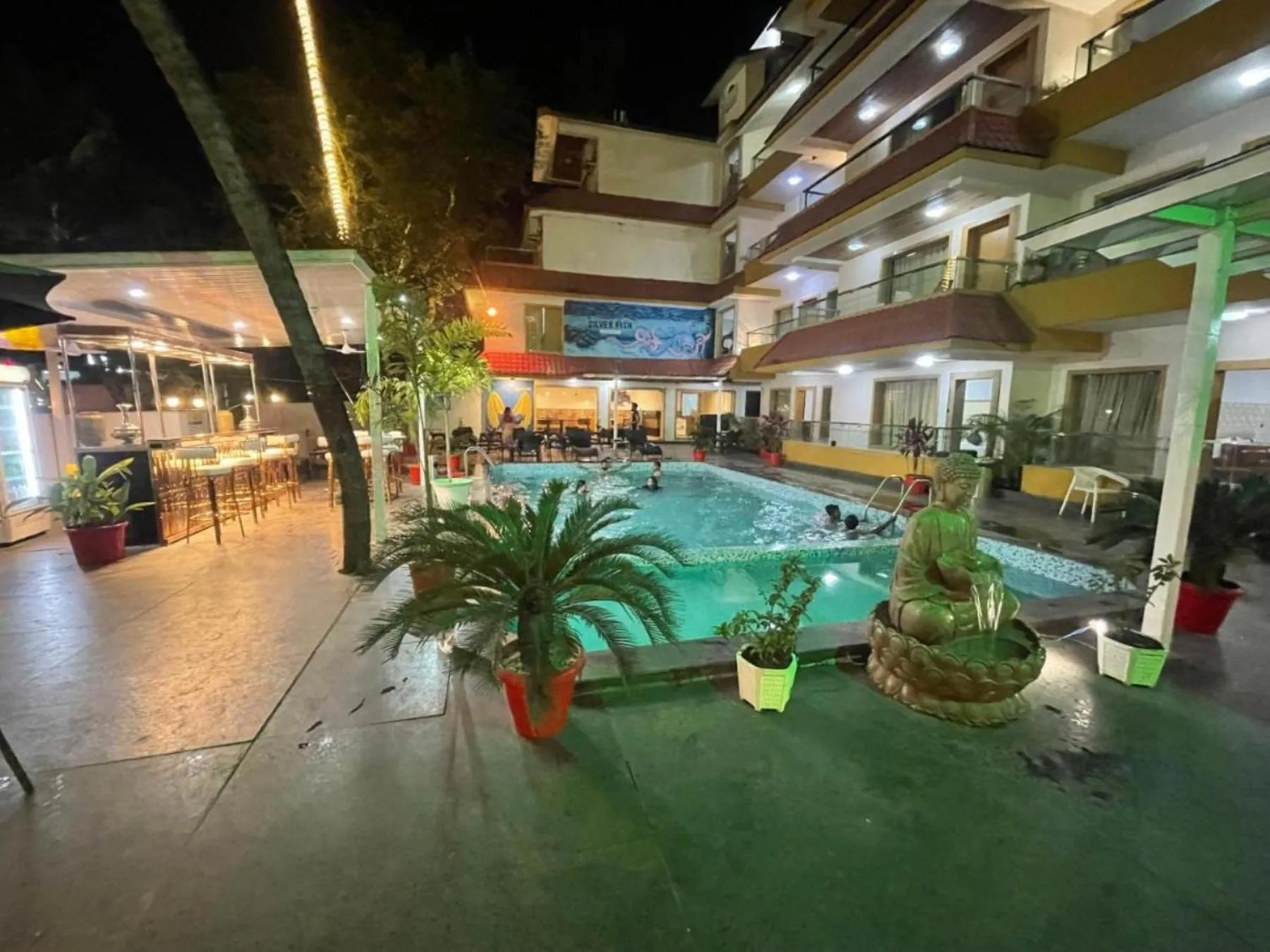 Evening entertainment in Perfectstayz Premium Goa Continental Baga