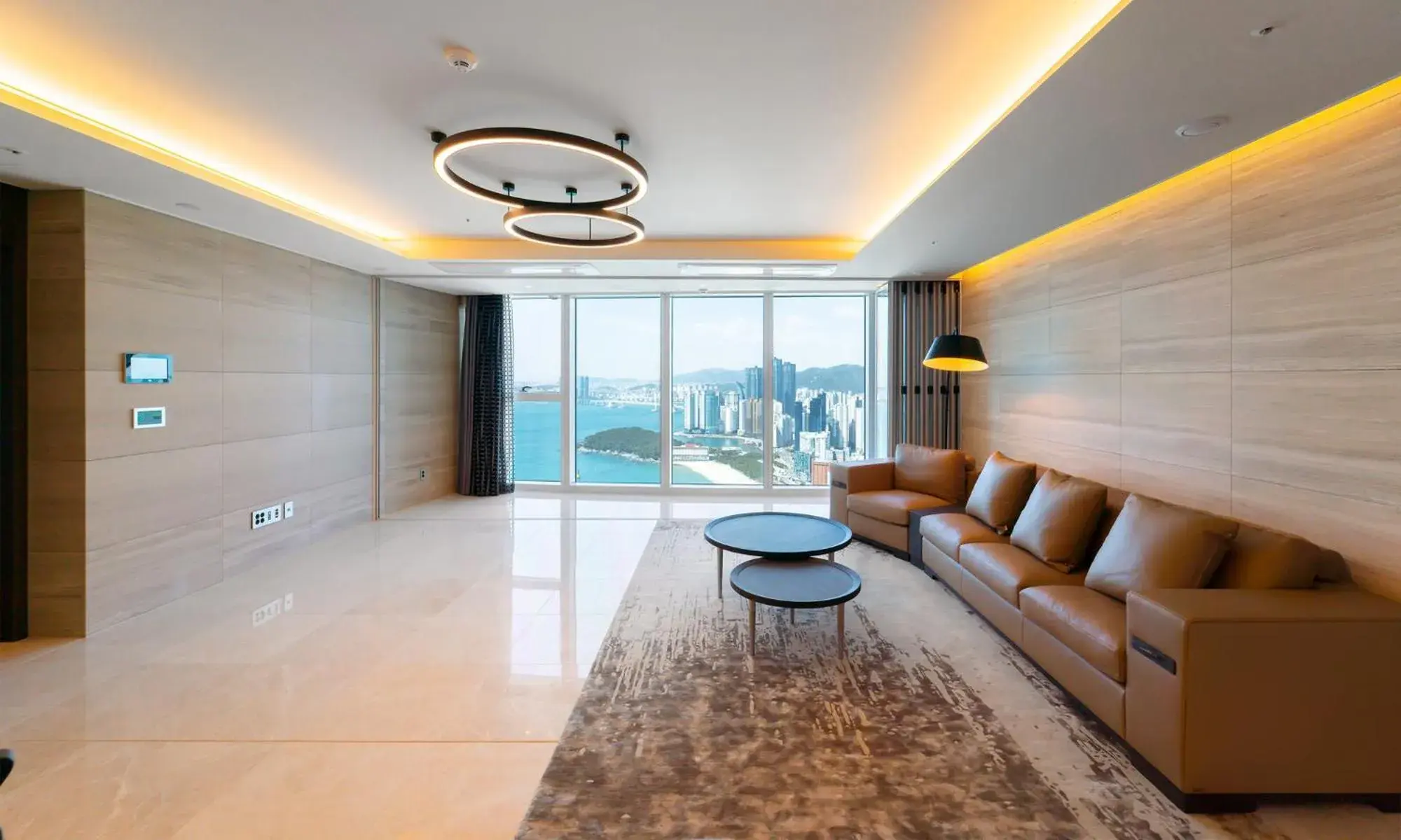 Ocean Royal Suite(Three Room, Haeundae Beach View) in New CZ LCT Residence Ocean Royal Suite(Three Room, Haeundae Beach View) in New CZ LCT Residence