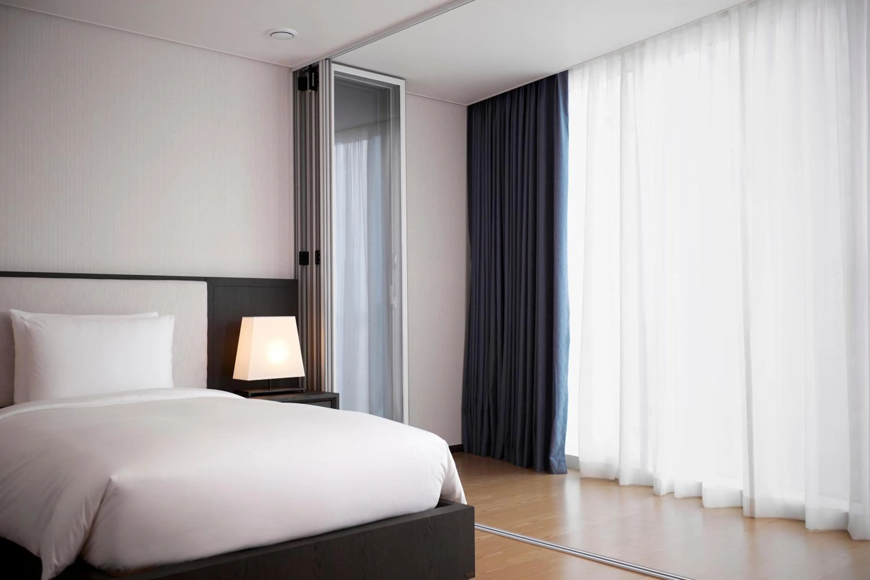 Bedroom, Bed in New CZ LCT Residence