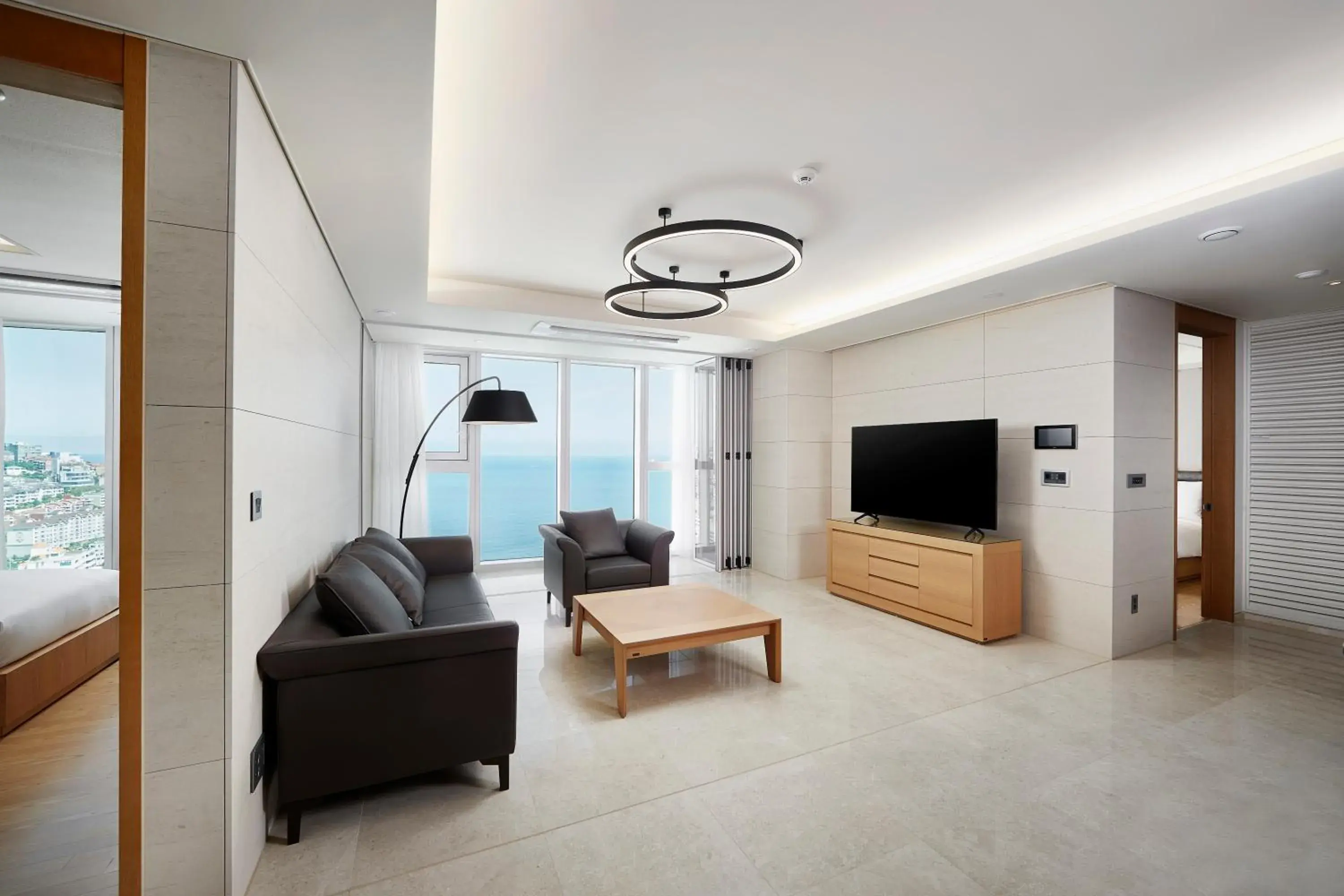 Junior Suite with Ocean View in New CZ LCT Residence Junior Suite with Ocean View in New CZ LCT Residence