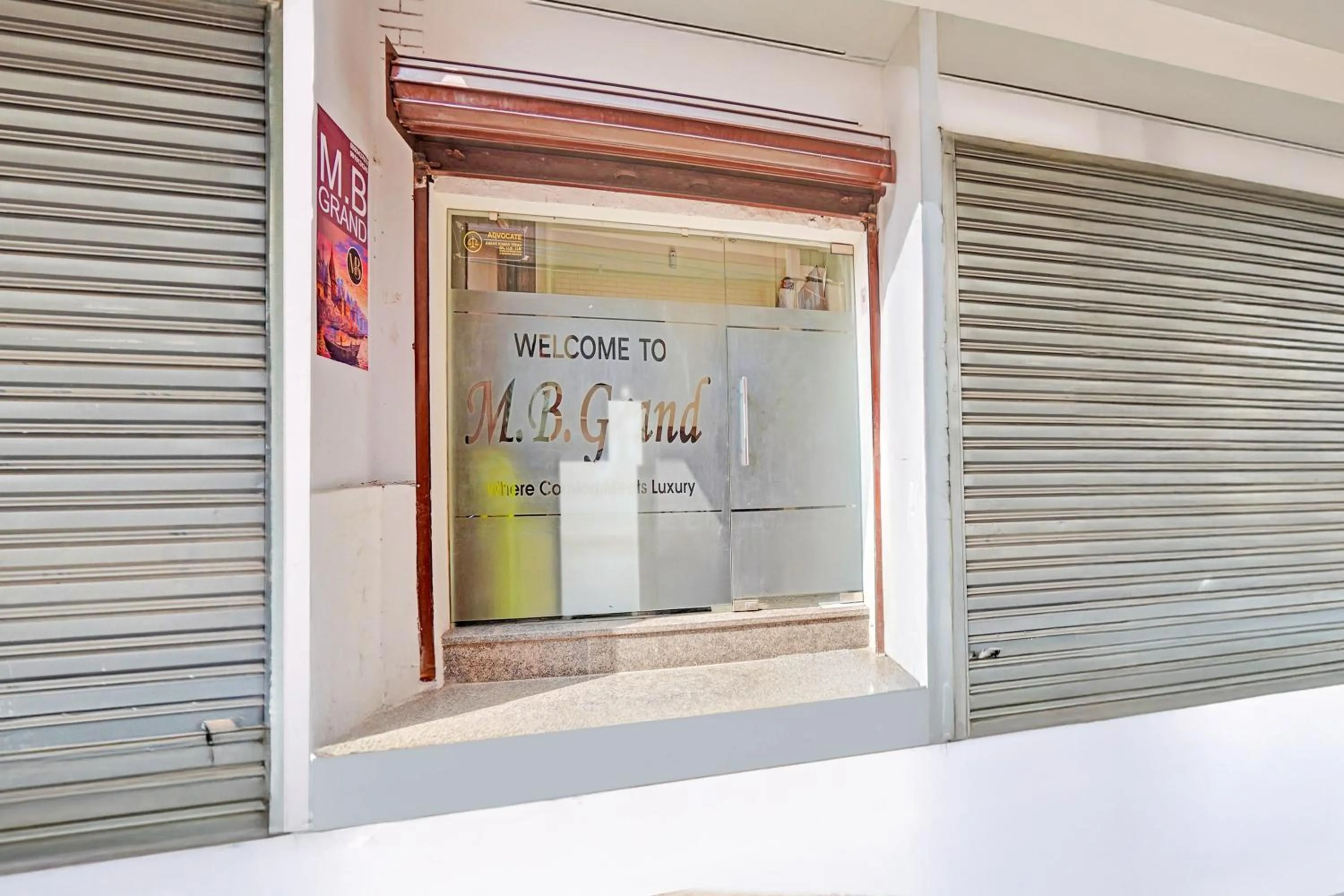Facade/entrance in Hotel O MB Grand