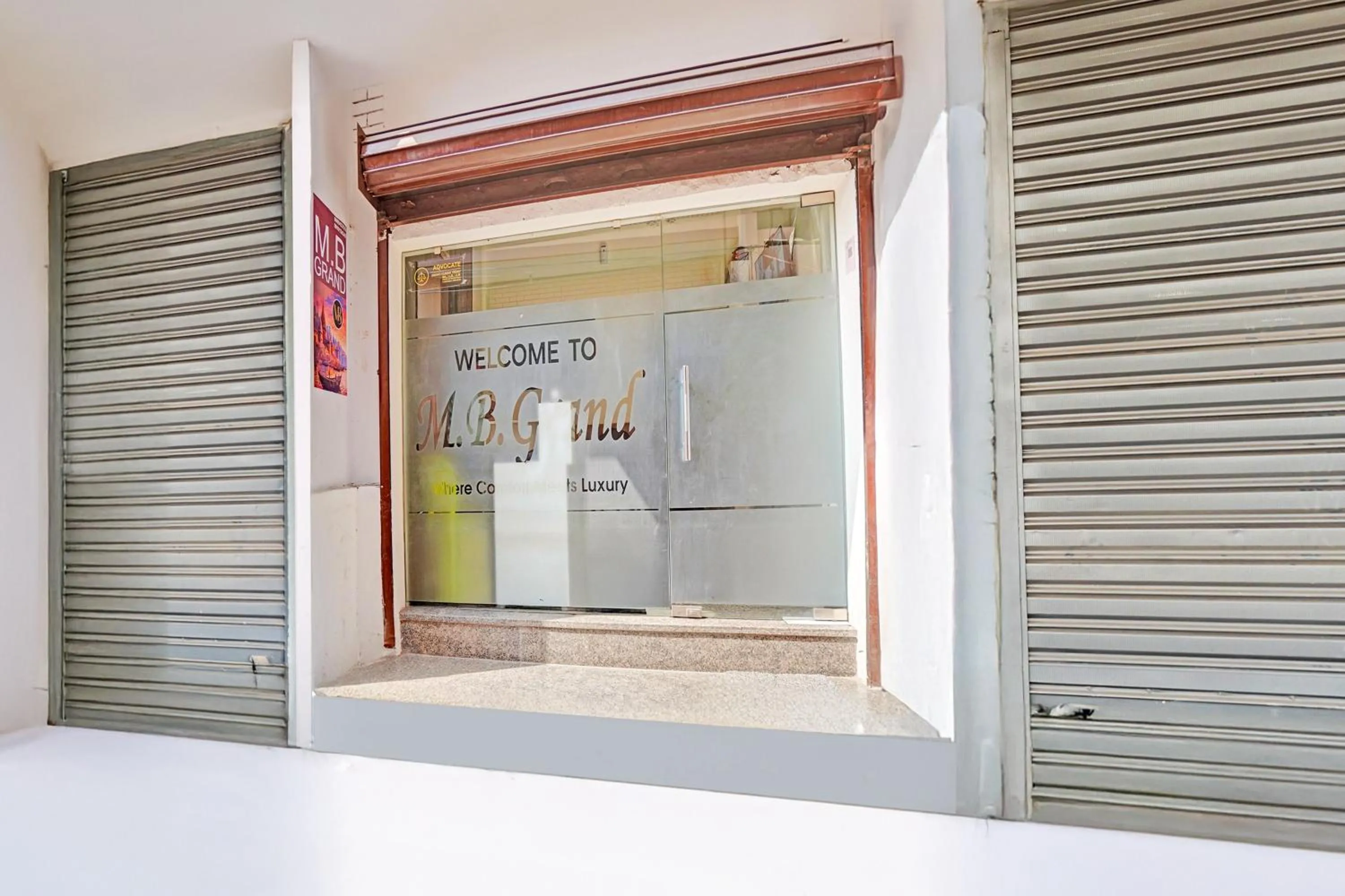 Facade/entrance in Hotel O MB Grand