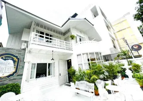 RQ THEVA Heritique Baan Praya Dinsor Road RQ THEVA Heritique Baan Praya Dinsor Road