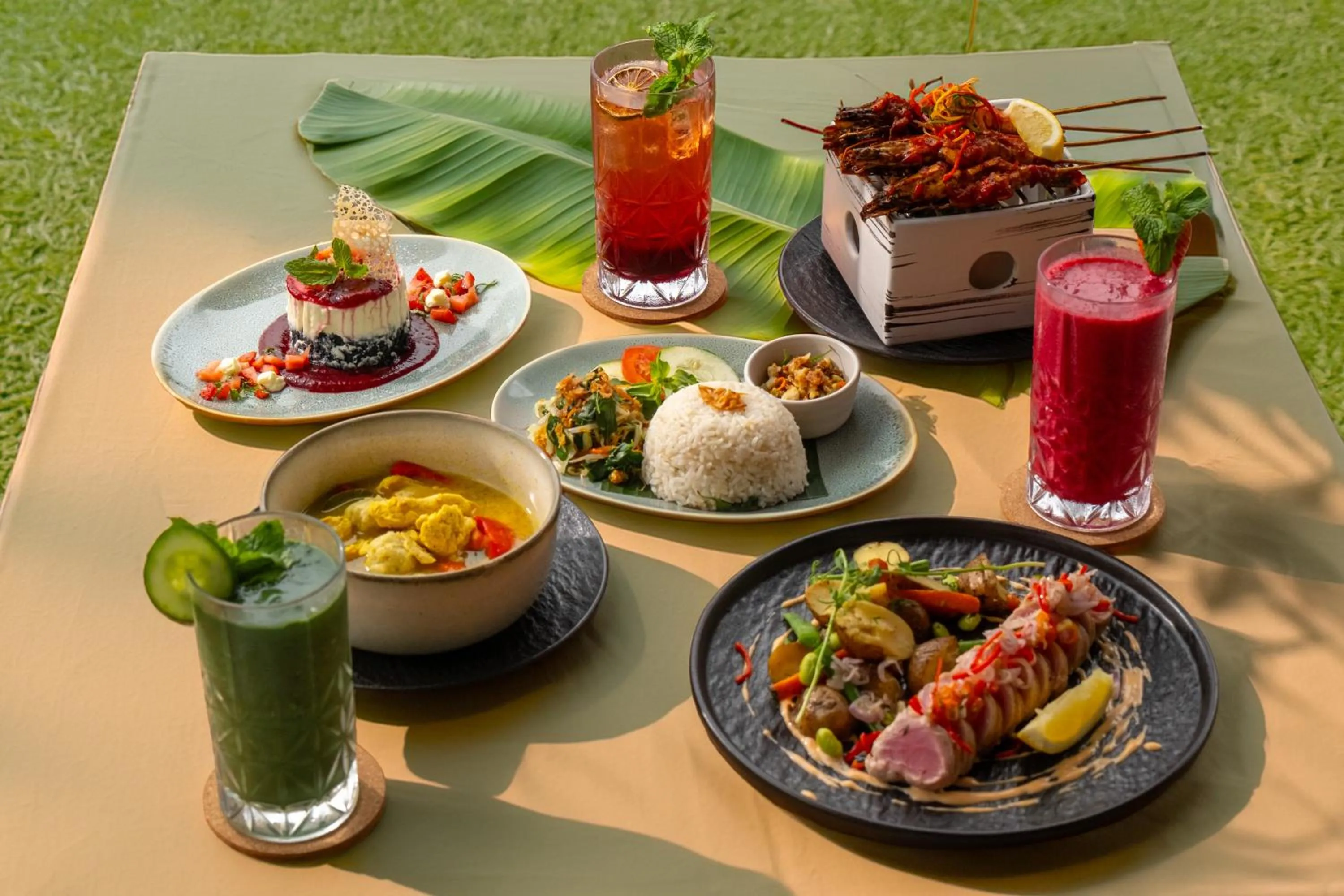 Restaurant/places to eat in Emana Bambooscape