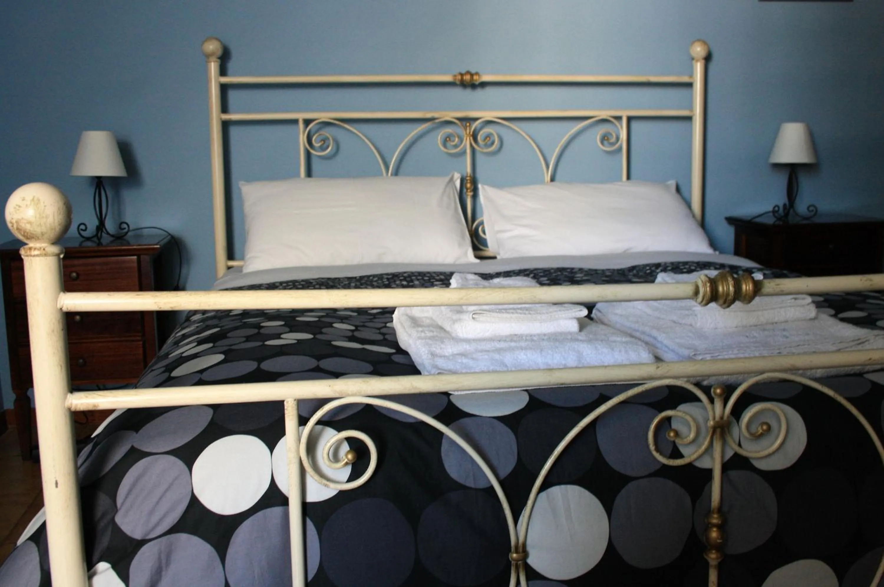 Bed in B&B Verdegiada