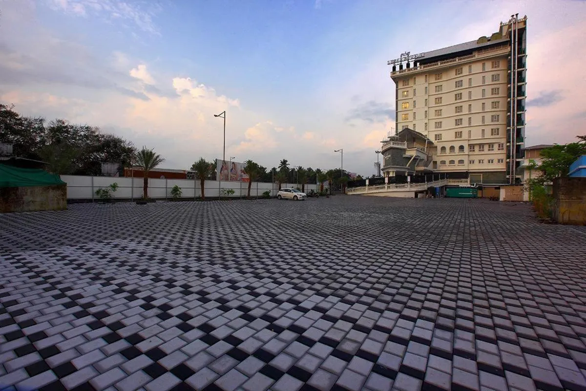 Parking in Le Maritime Kochi