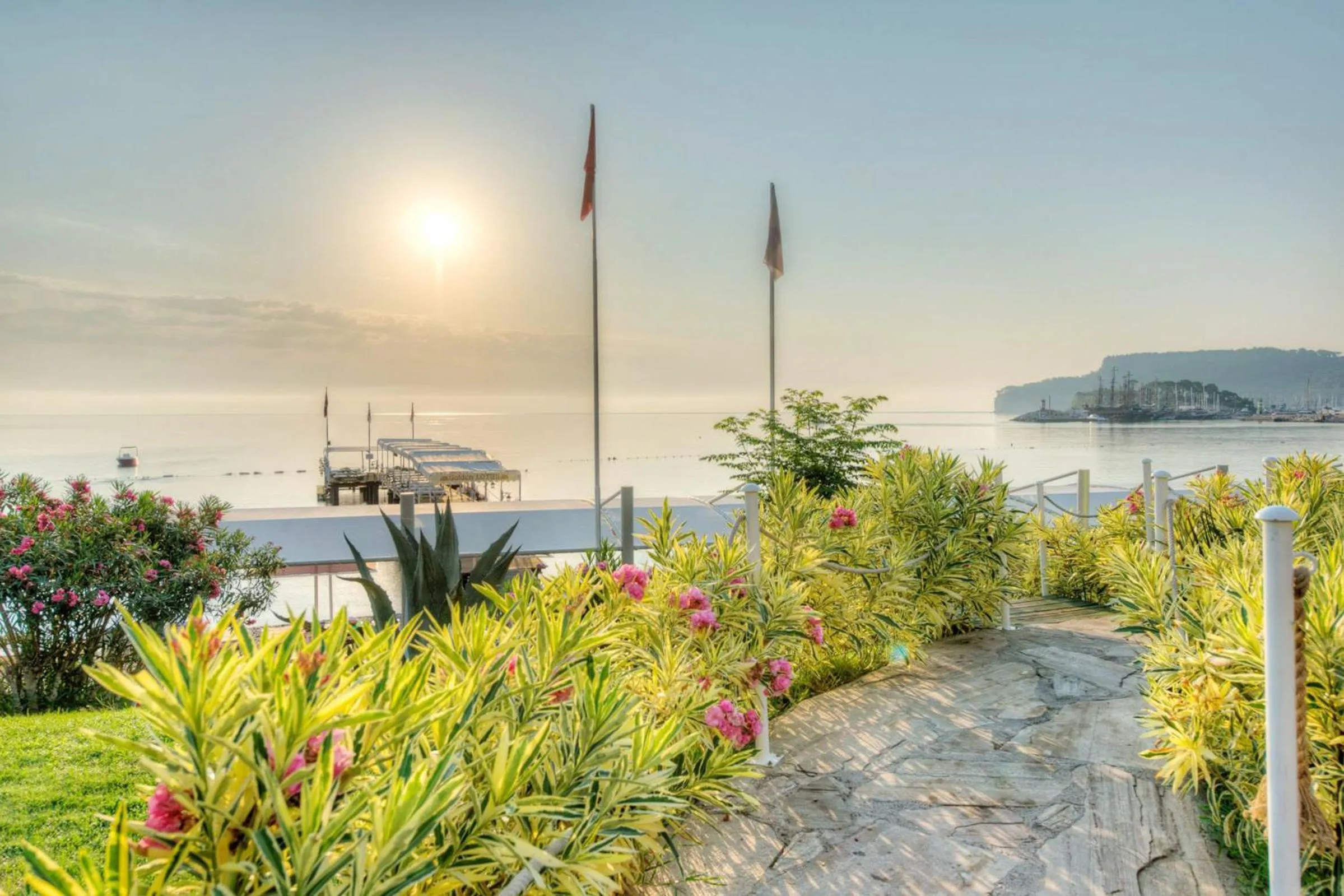 Patio in Golden Lotus Hotel