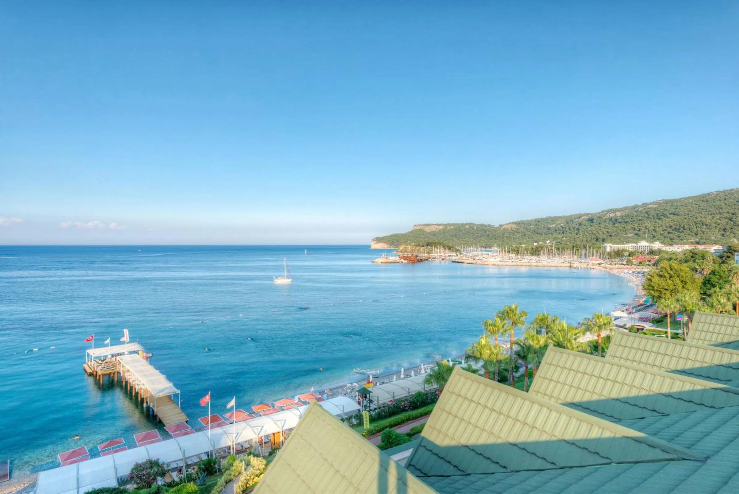 Beach in Golden Lotus Hotel