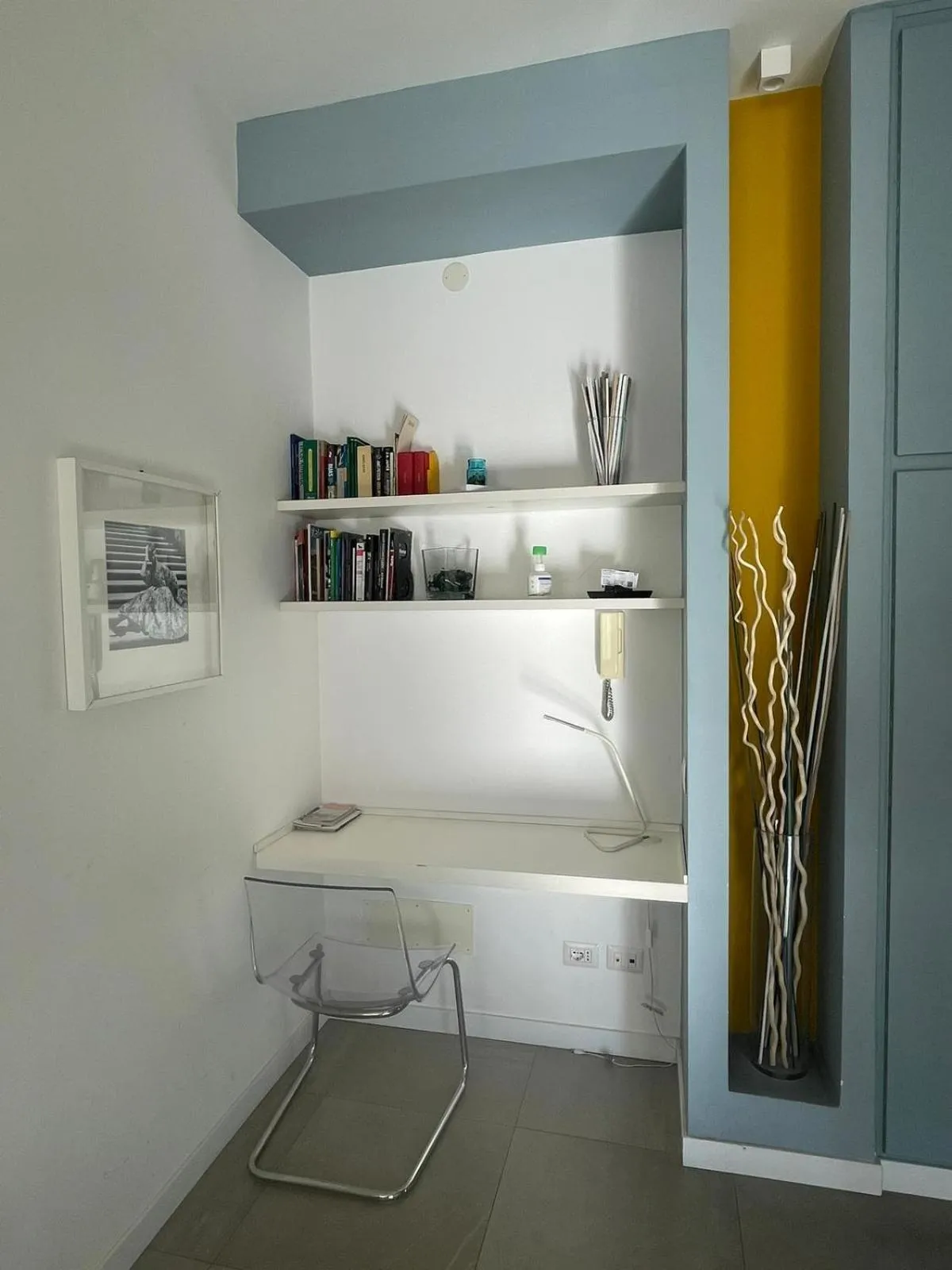 Library in Saint Peter's House