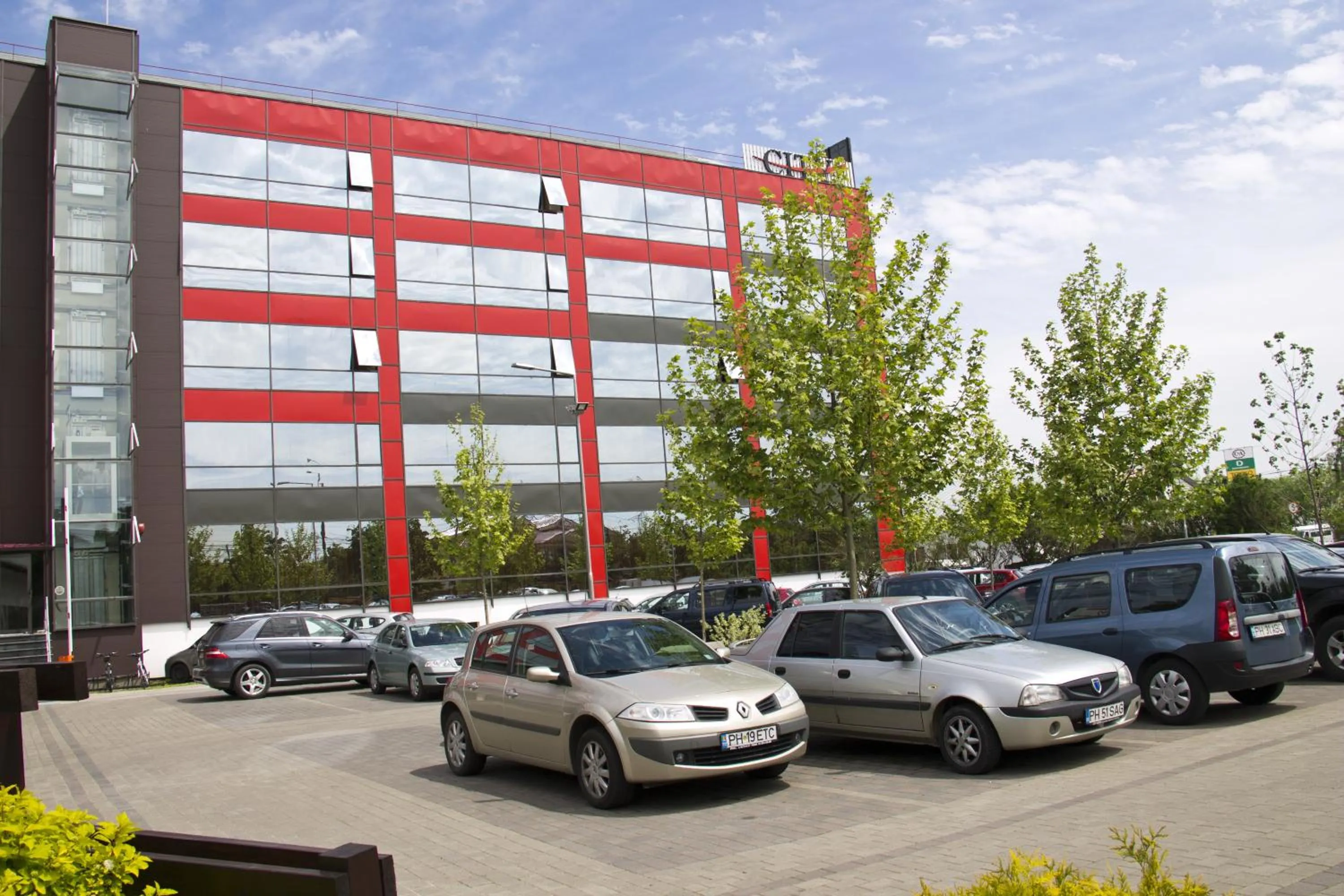 Property building in Hotel City Ploiesti